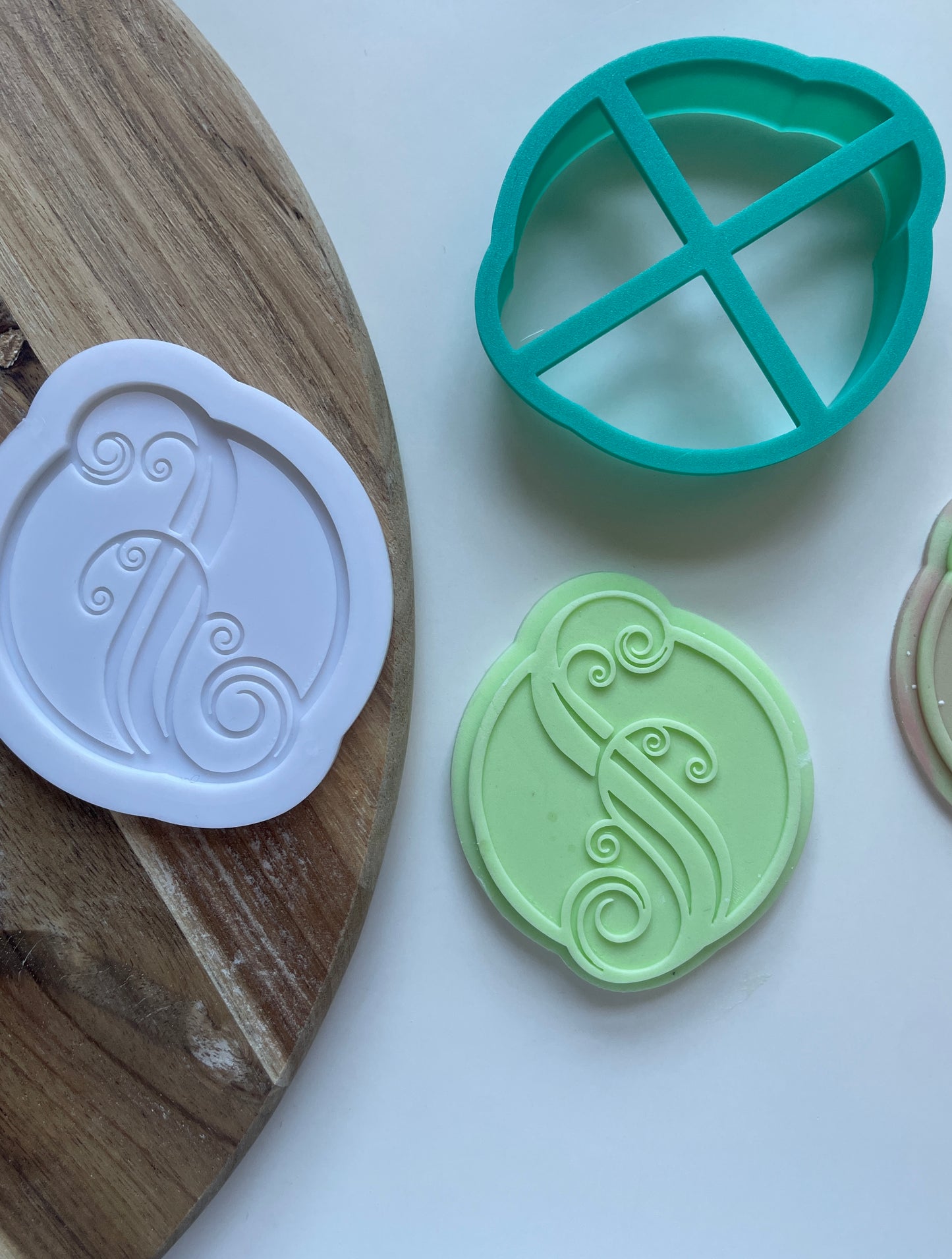 Witch University Logo | Embosser / Debosser And Cutter Set