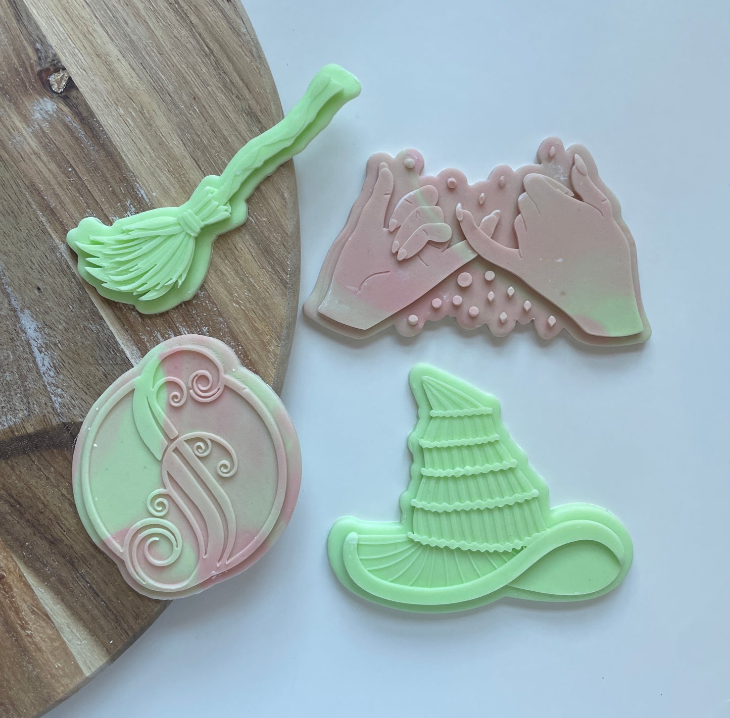 Wicked Witch Broomstick | Embosser / Debosser And Cutter