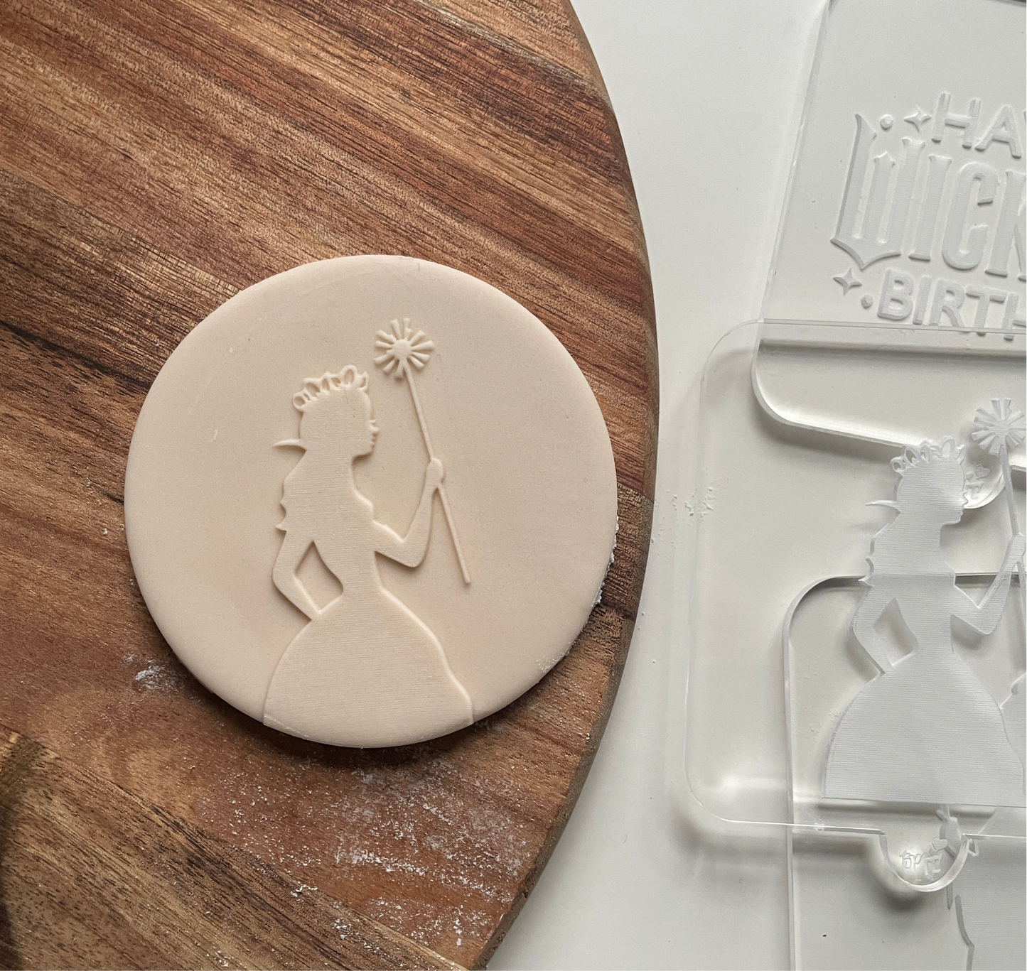 Wicked theme witch silhouette Embosser