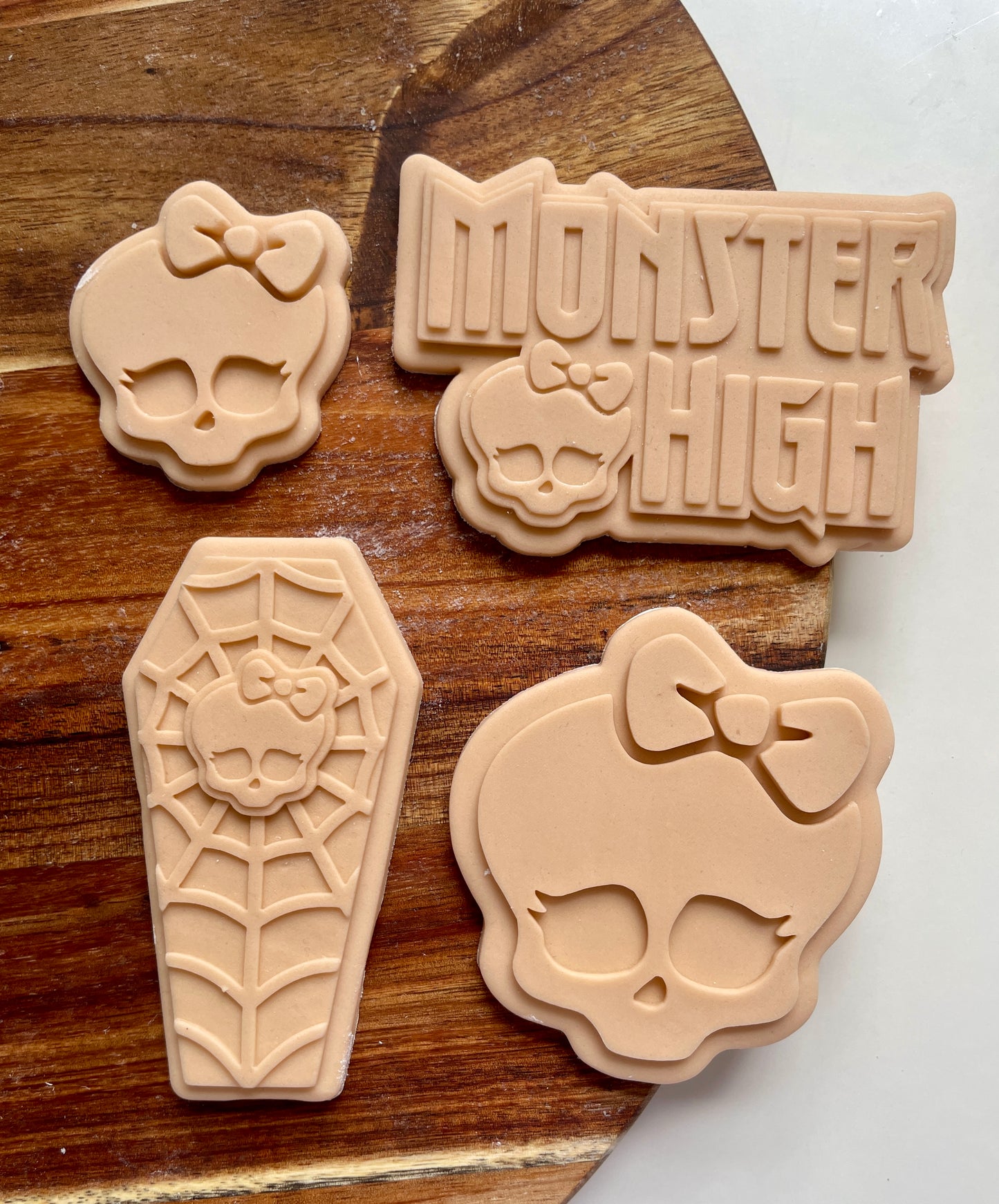 Monster High Skull Logo