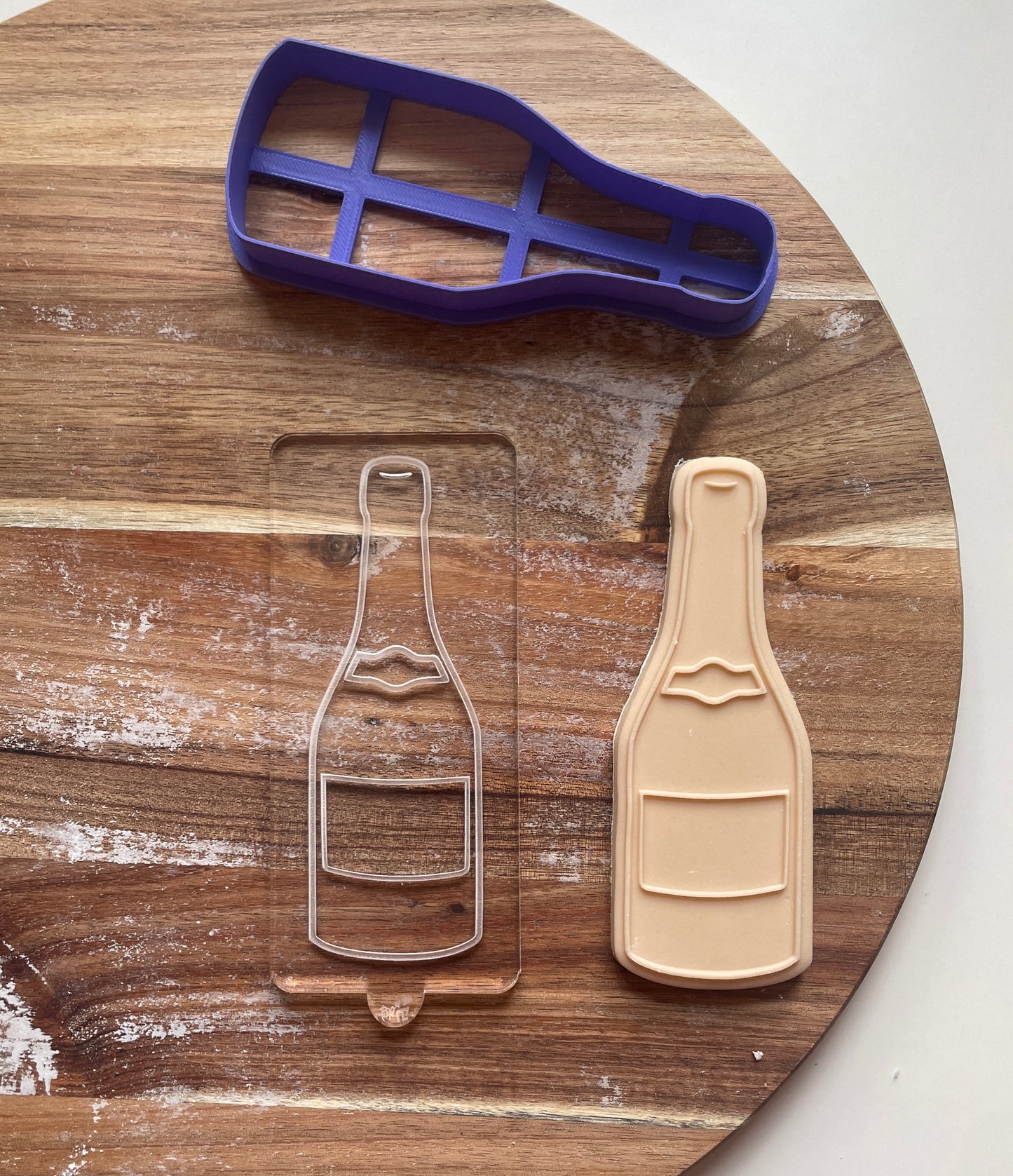 Champagne / Prosecco bottle debosser and cutter