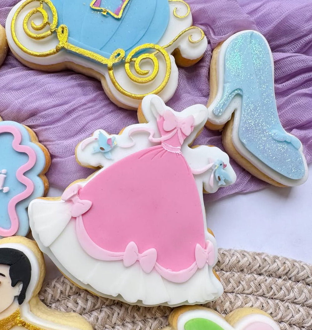 Birds And Princess Dress | Embosser / Debosser And Cutter