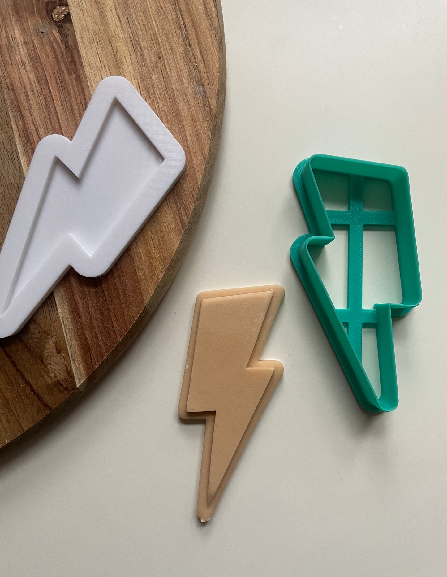 Lightning bolt | Debosser / Embosser And Cutter Set