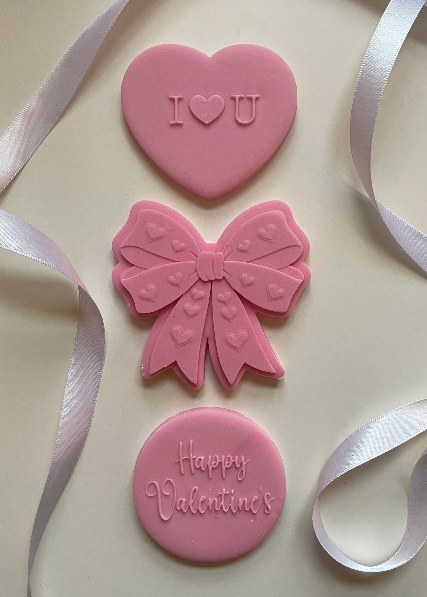 Pretty Ribbon With Heart Pattern | Debosser / Embosser And Cutter Set.