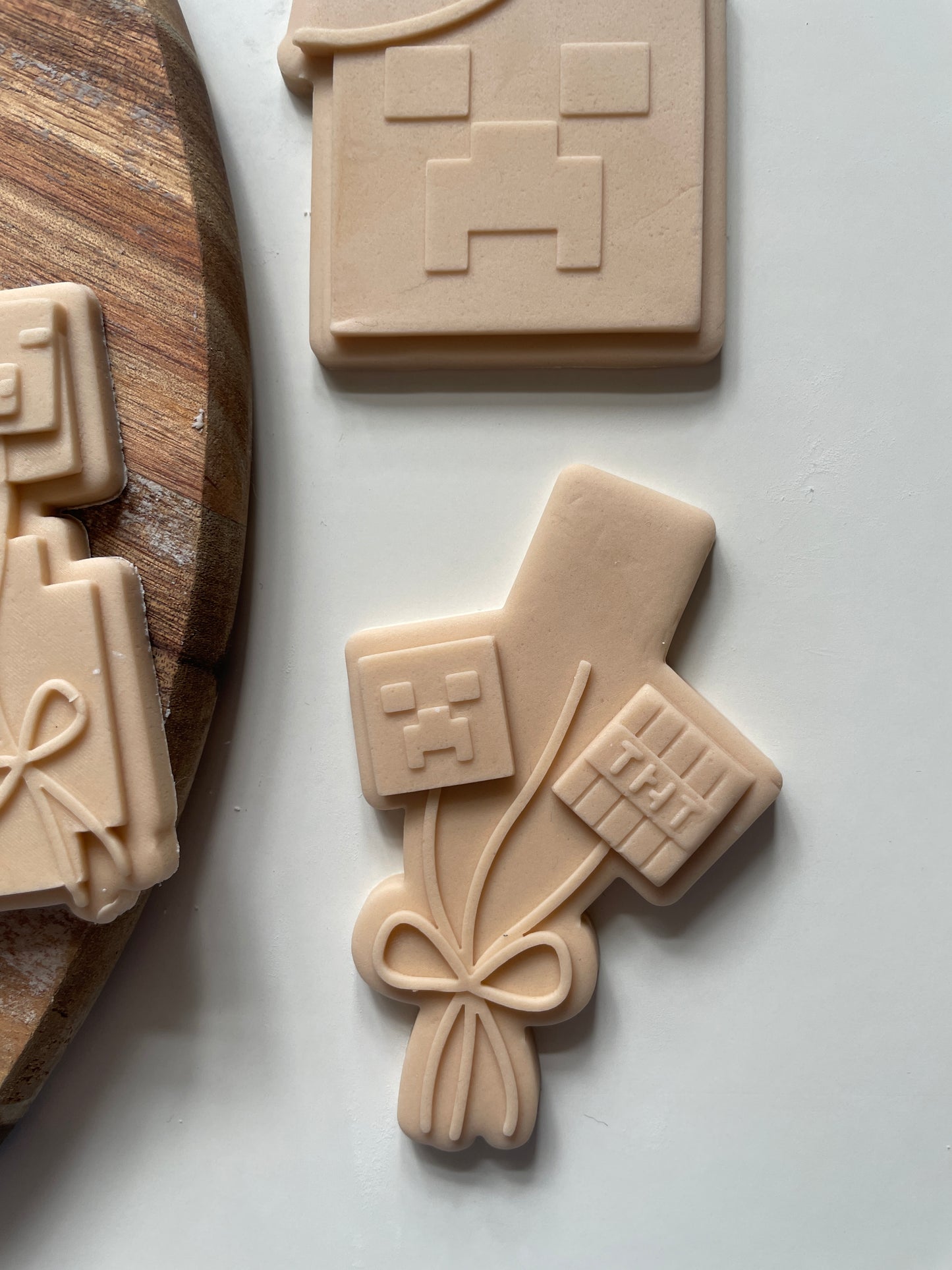 TNT Creeper Balloon | Embosser / Debosser And Cutter Set