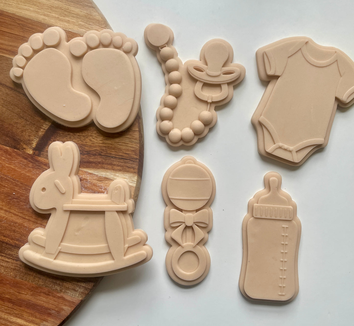 Baby Rattle With Bow | Embosser / Debosser And Cutter Set