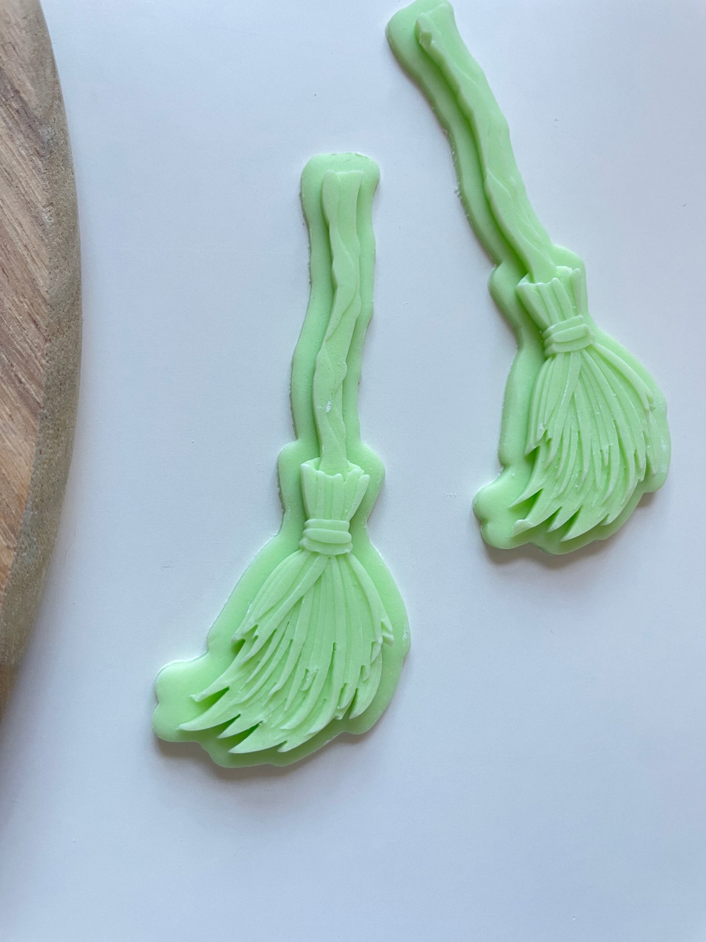 Wicked Witch Broomstick | Embosser / Debosser And Cutter