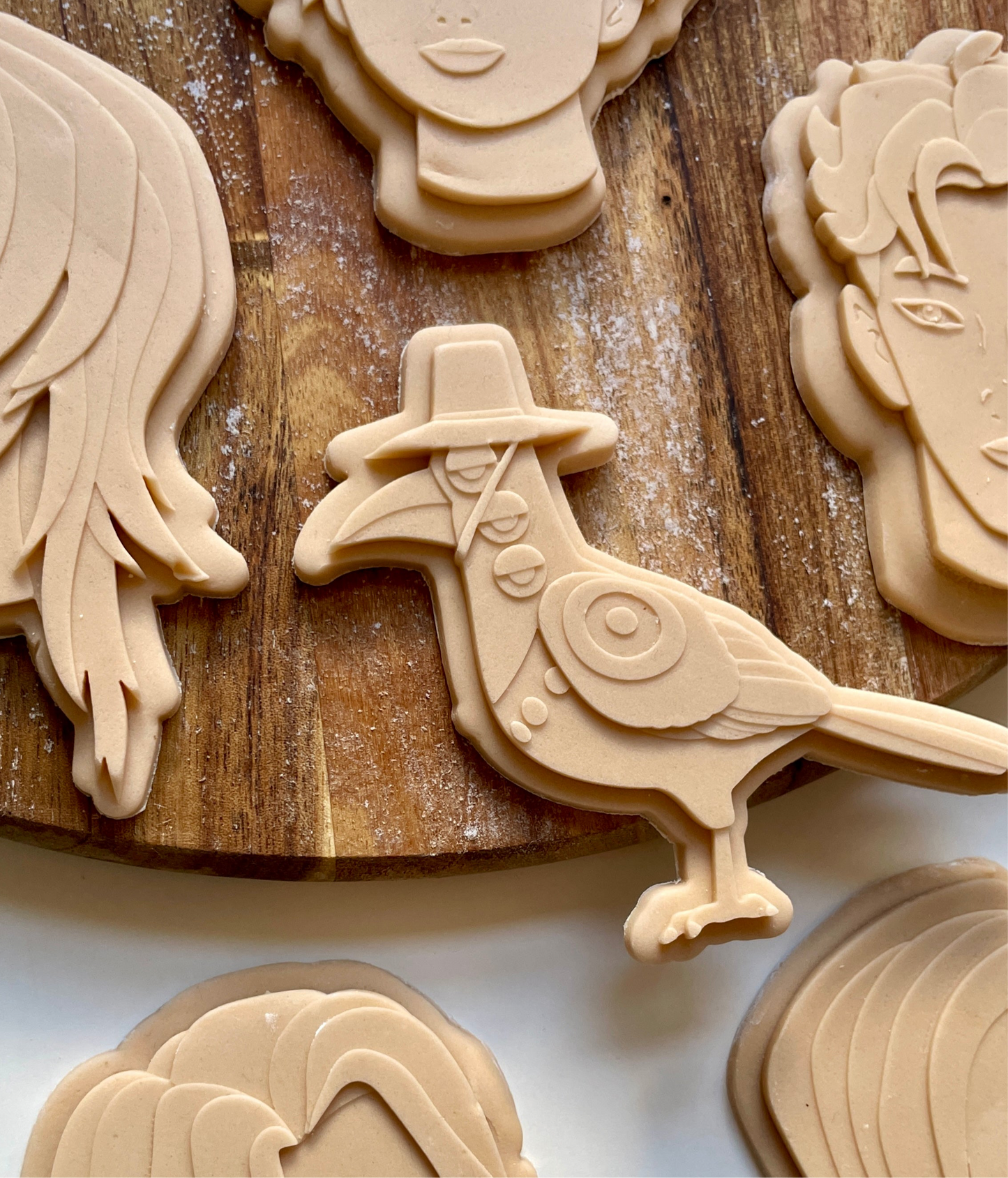 Suspicious Magpie | Embosser / Debosser And Cutter Set