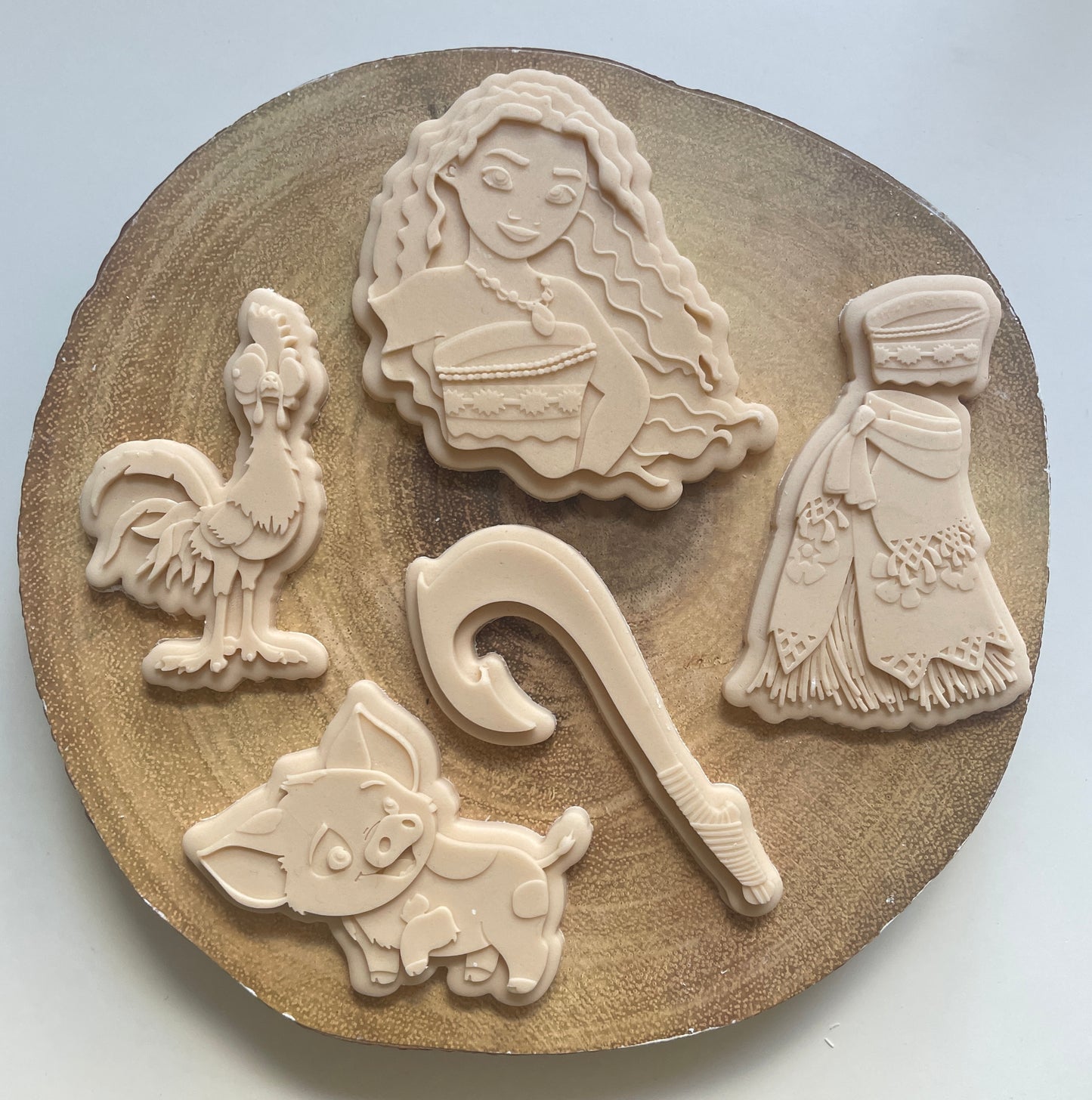 Hei Hei Rooster Moana Theme | Embosser/ Debosser And Cutter Set