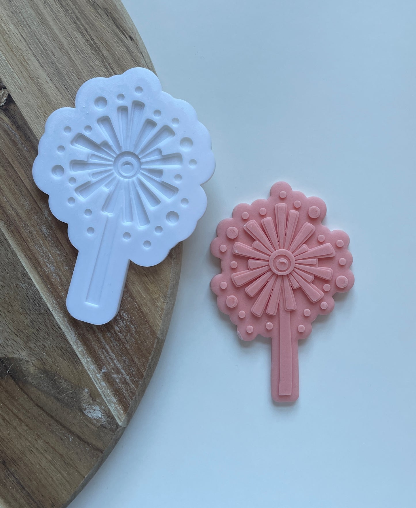 Magic Bubble Wand | Embosser / Debosser And Cutter Set