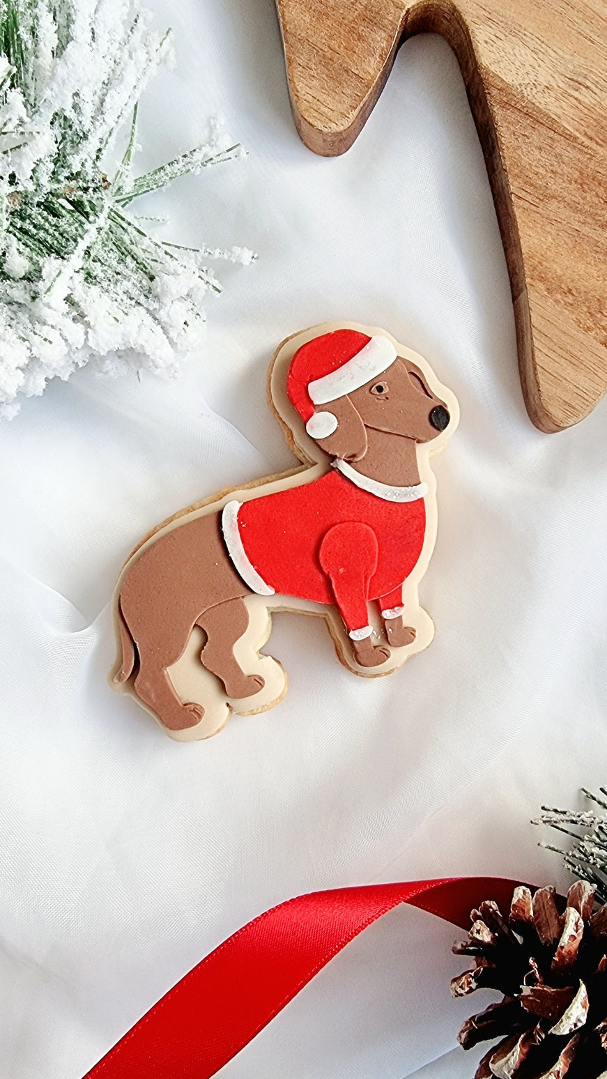 Christmas Santa Dachshund | Embosser / Debosser And Cutter Set