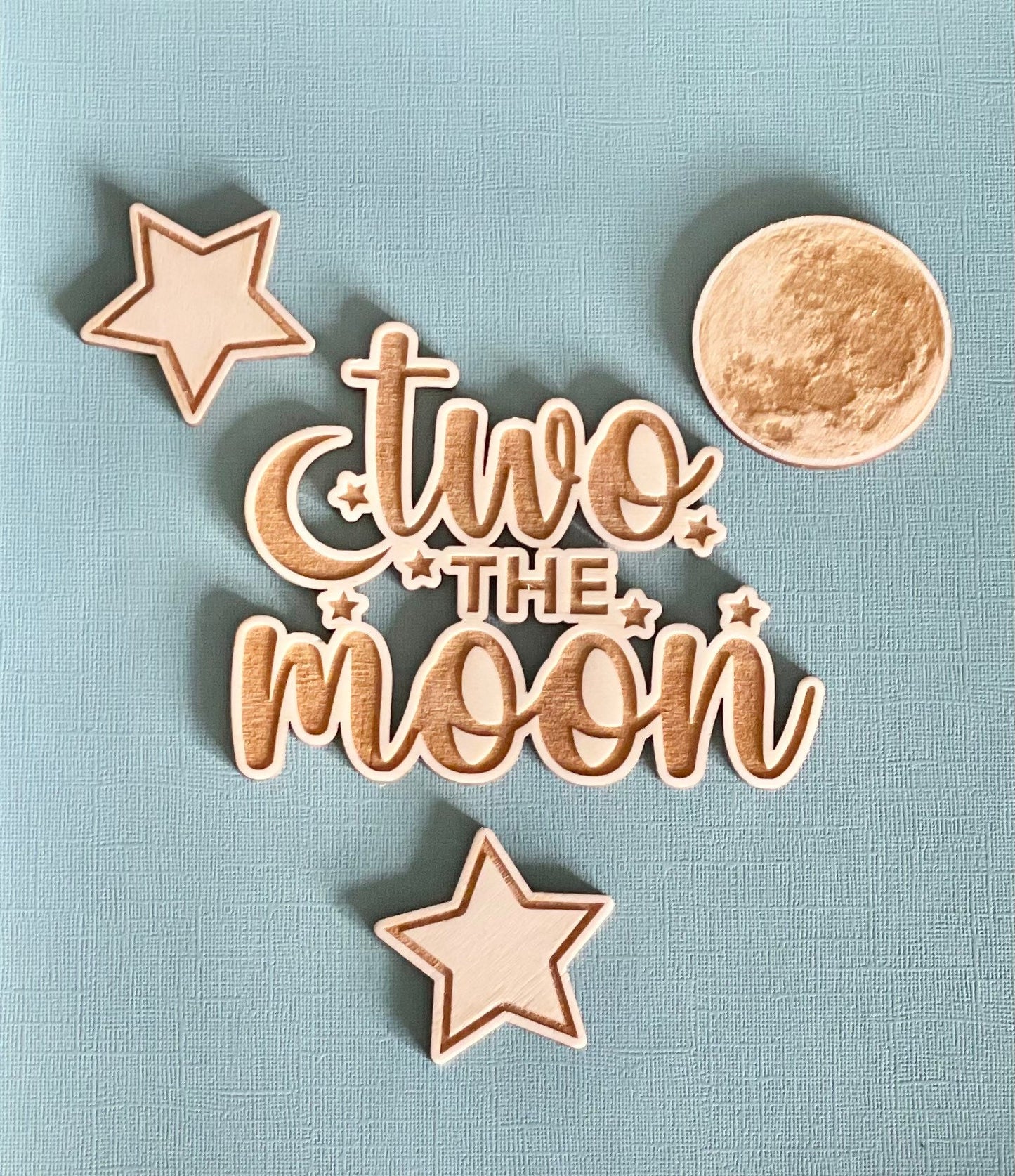 Two The Moon cake topper charm set. Moon charm. Star charm. Wooden cakes topper set.