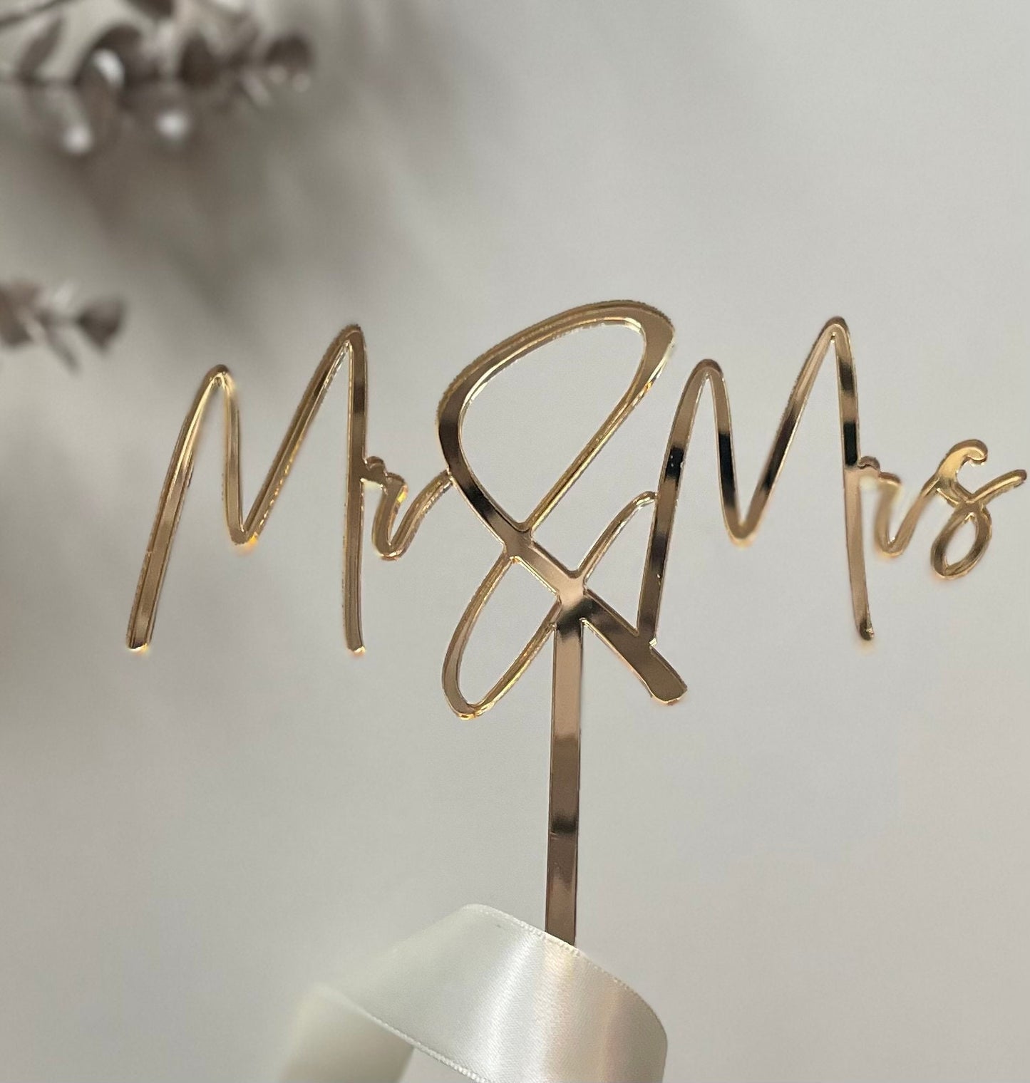 Mr & Mrs acrylic wedding topper. Silver. Gold. Rose Gold. Wood.