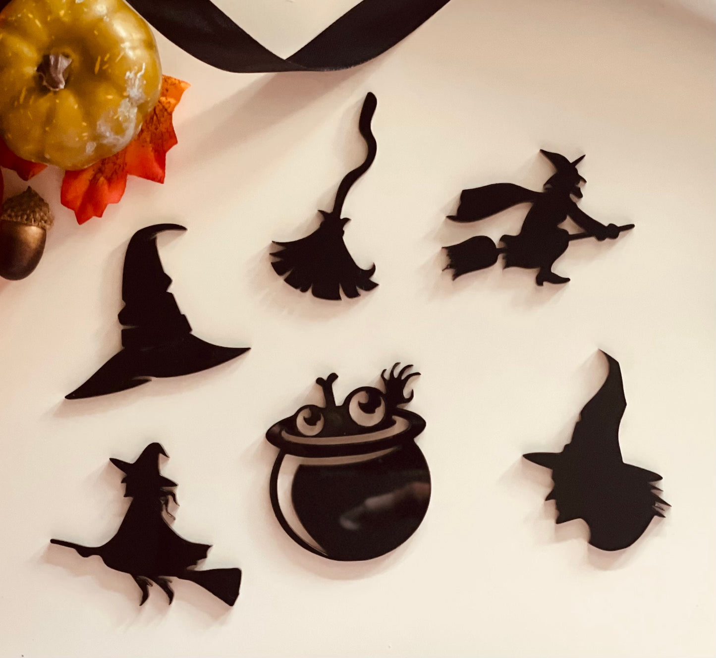 Ghost charms. Halloween cupcakes charms. Acrylic toppers for cupcakes crafts and decoration.