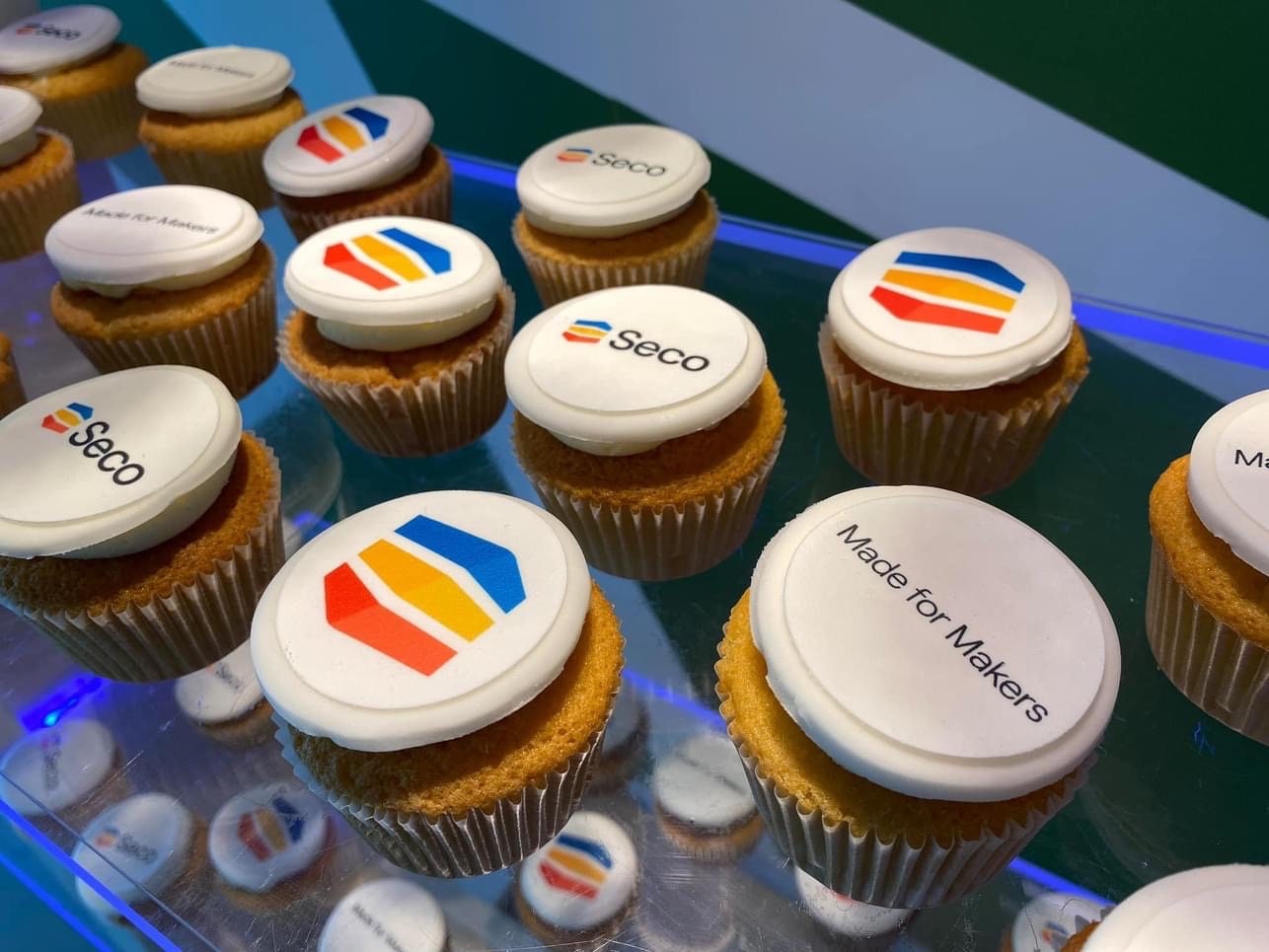 Company logo edible toppers. Business cake toppers / sports / logo / photo edible cake toppers.