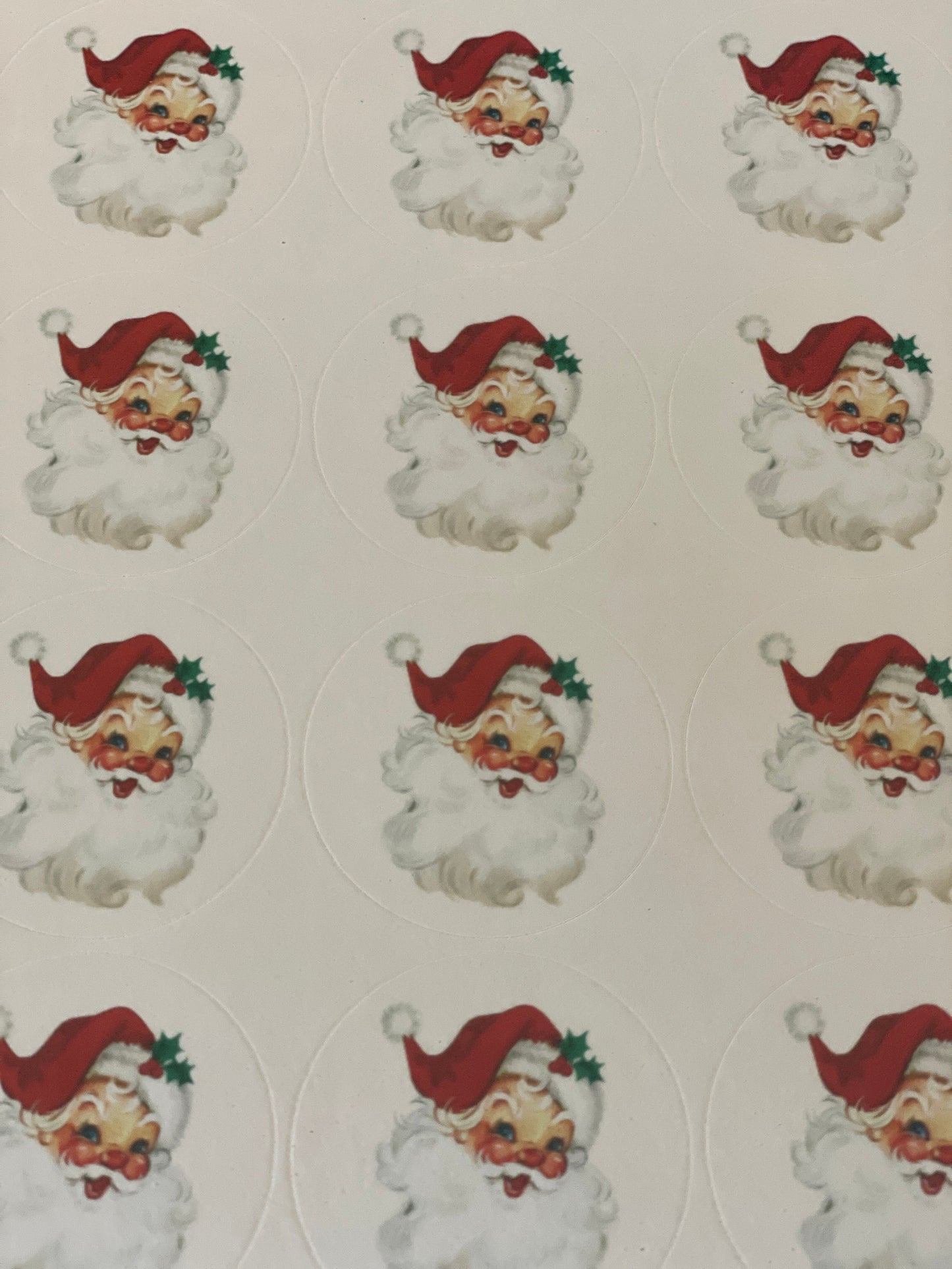 Santa face. Vintage Santa pre cut edible cupcake toppers