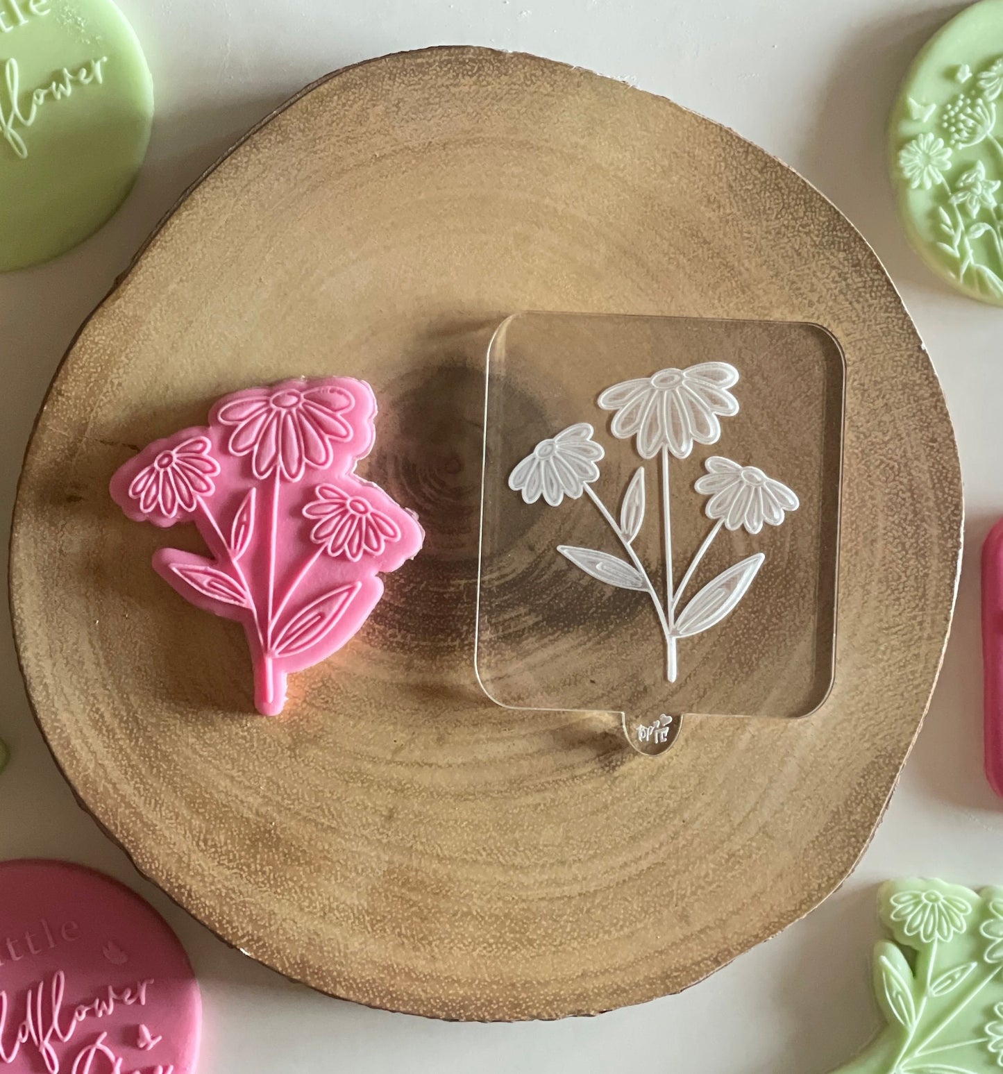 Flower Stem | Debosser / Embosser Cutter Set.