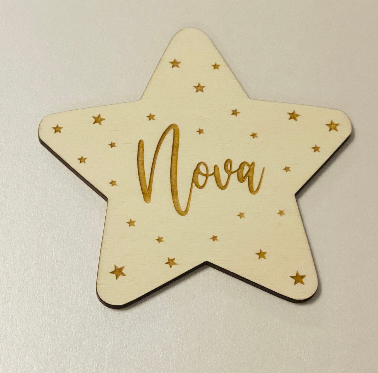 Baby name wooden disc. Baby name reveal star disc. Name reveal prop.