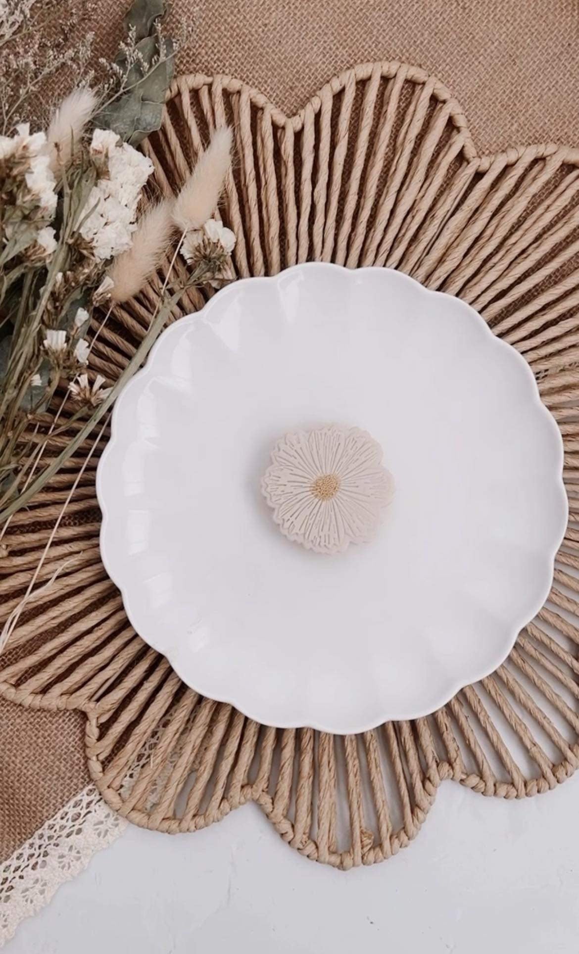 Delicate Flower | Embosser / Debosser And Cutter Set.