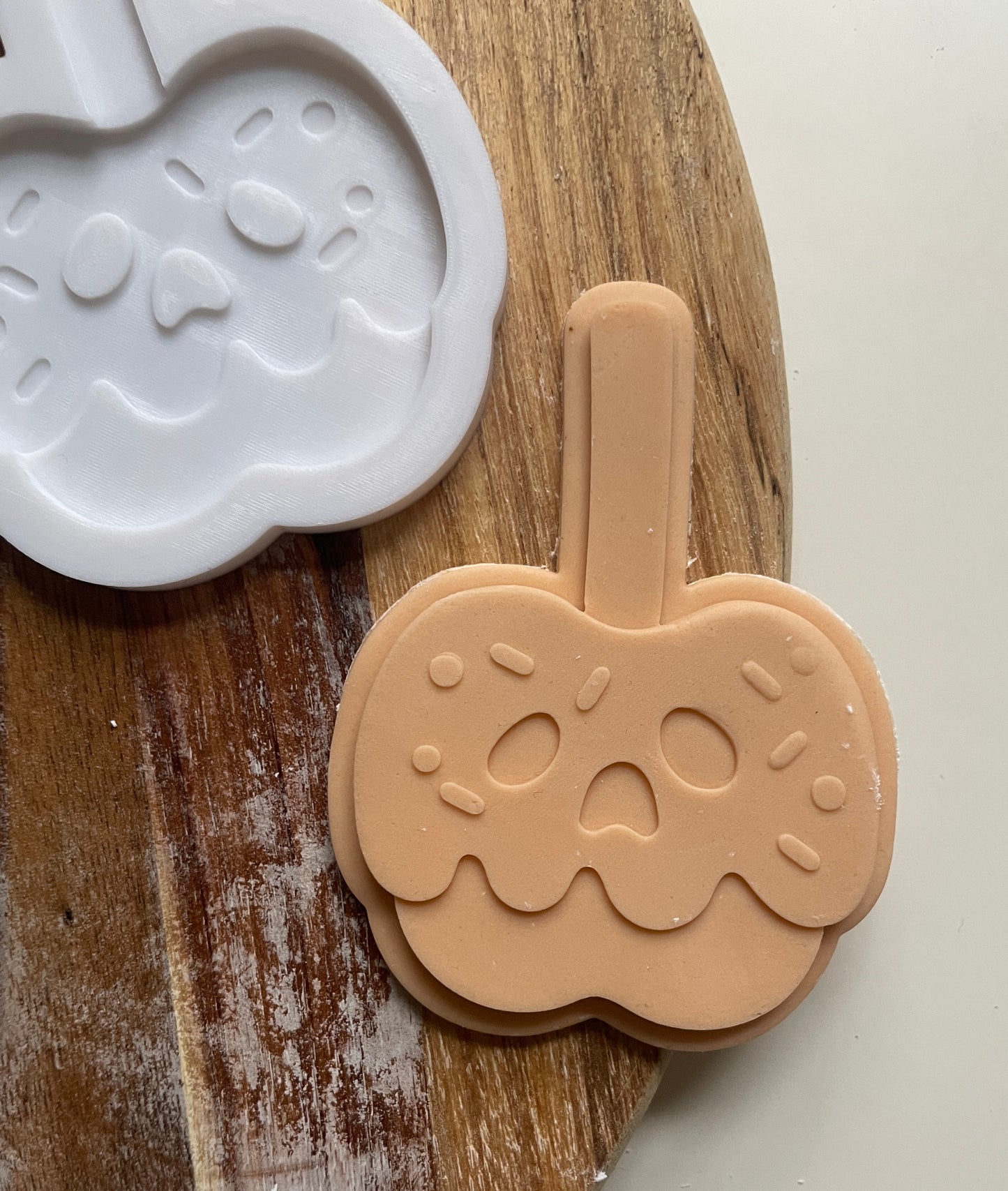 Trick Or Treat | Embosser / Debosser And Cutter Set