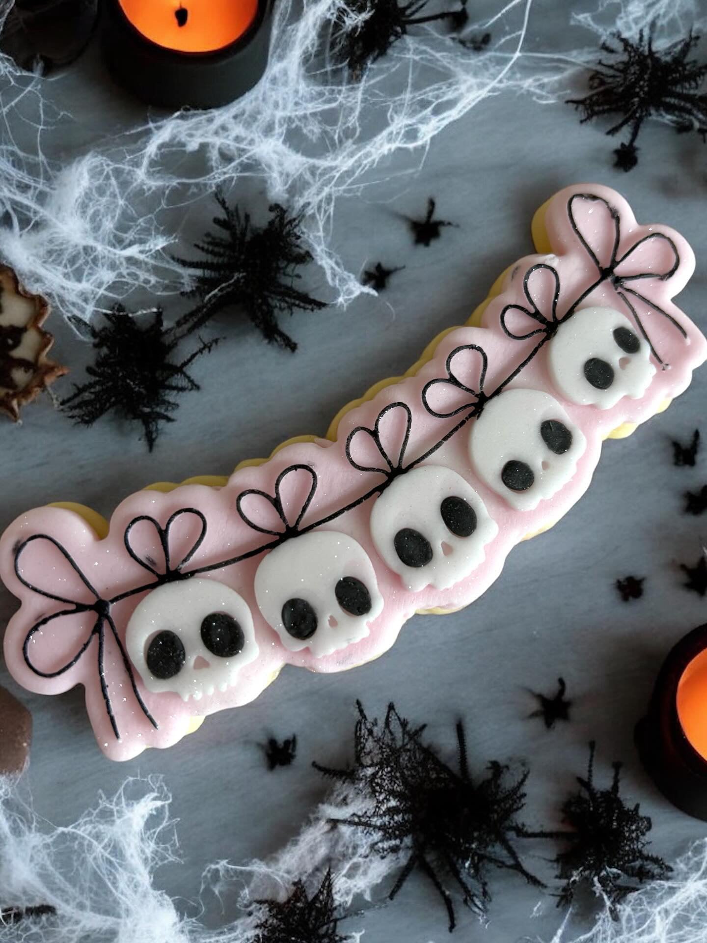 Skull banner / bunting | Debosser and cutter Set