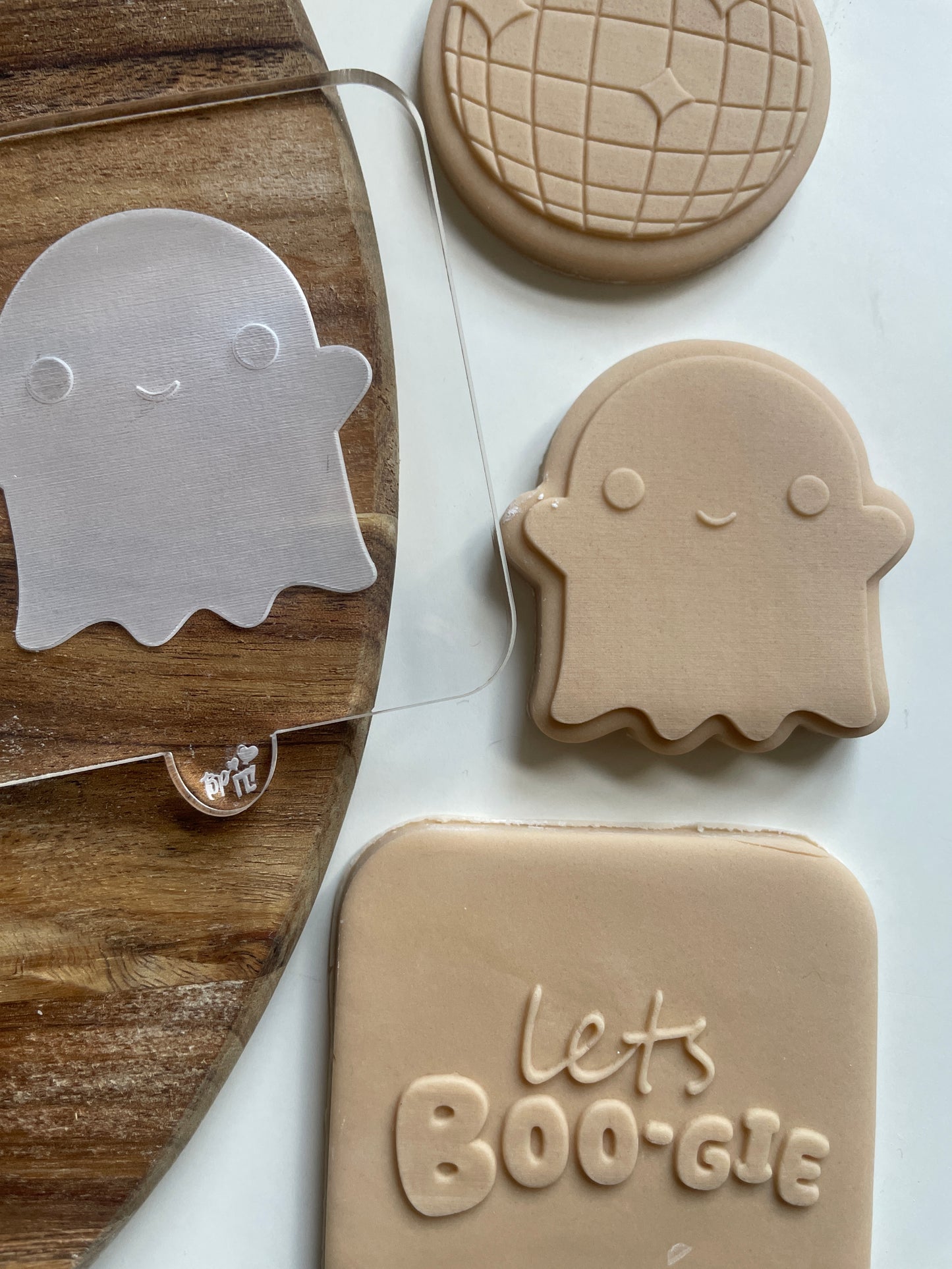 Cute Ghost | Halloween Theme Acrylic Debosser
