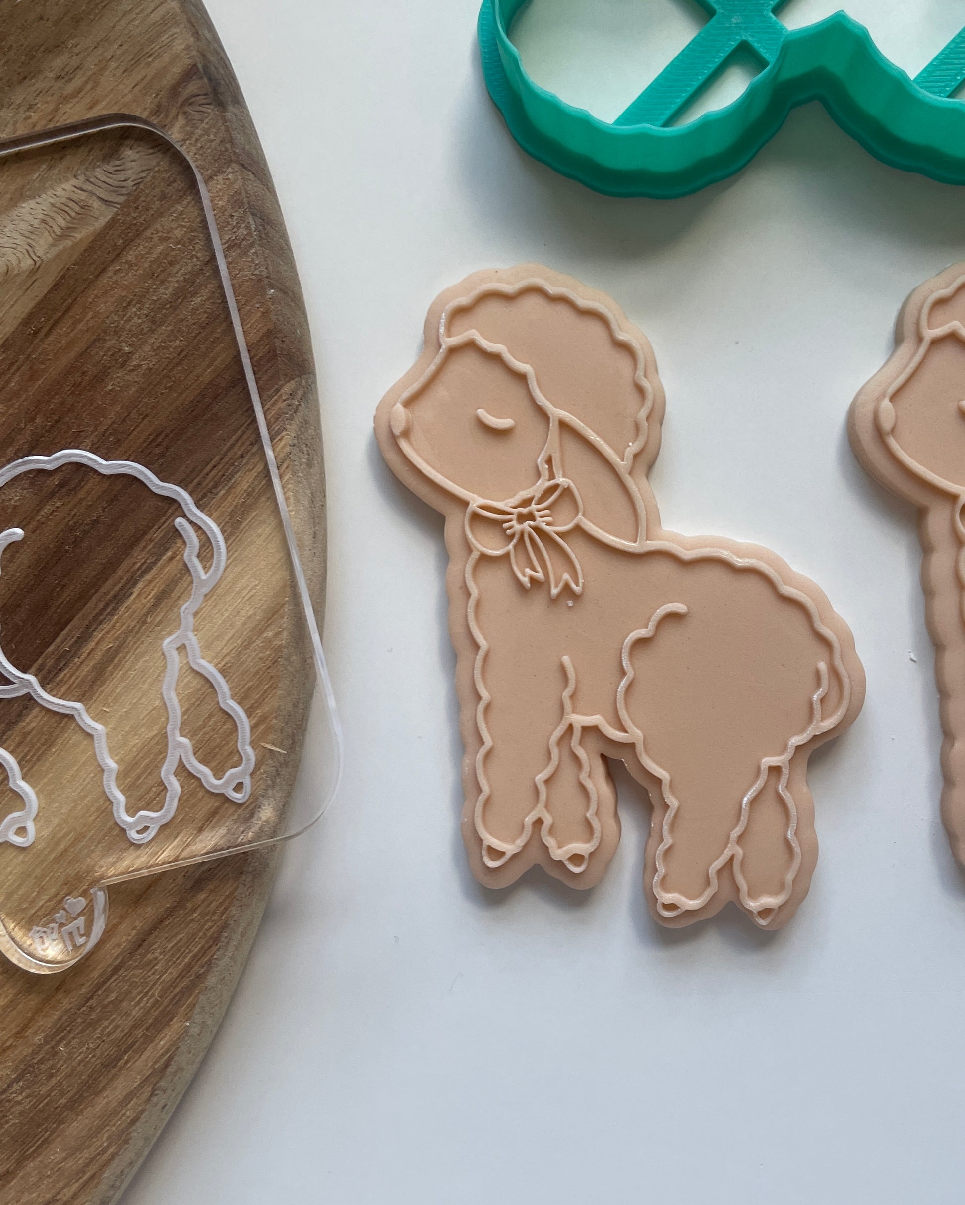 Lamb with bow Embosser and cutter set for fondant 