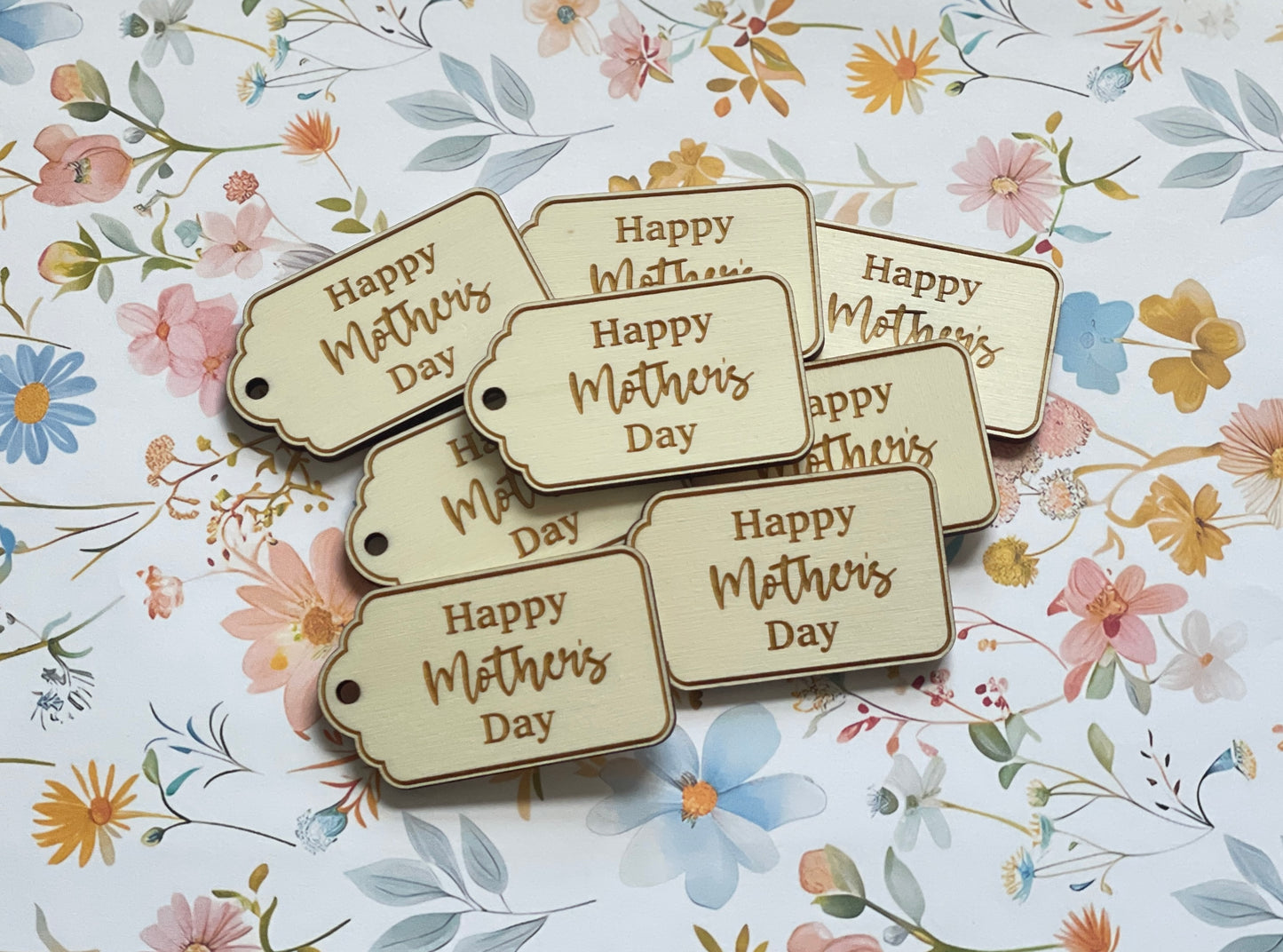 Mother’s Day gift tags. Cake tags.  Father’s Day. Wooden tags. Traditional tags. Present tags. Cupcake tags. Father’s Day gift ideas.