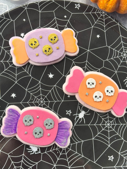 Skull Candy  | Embosser / Debosser And Cutter Set