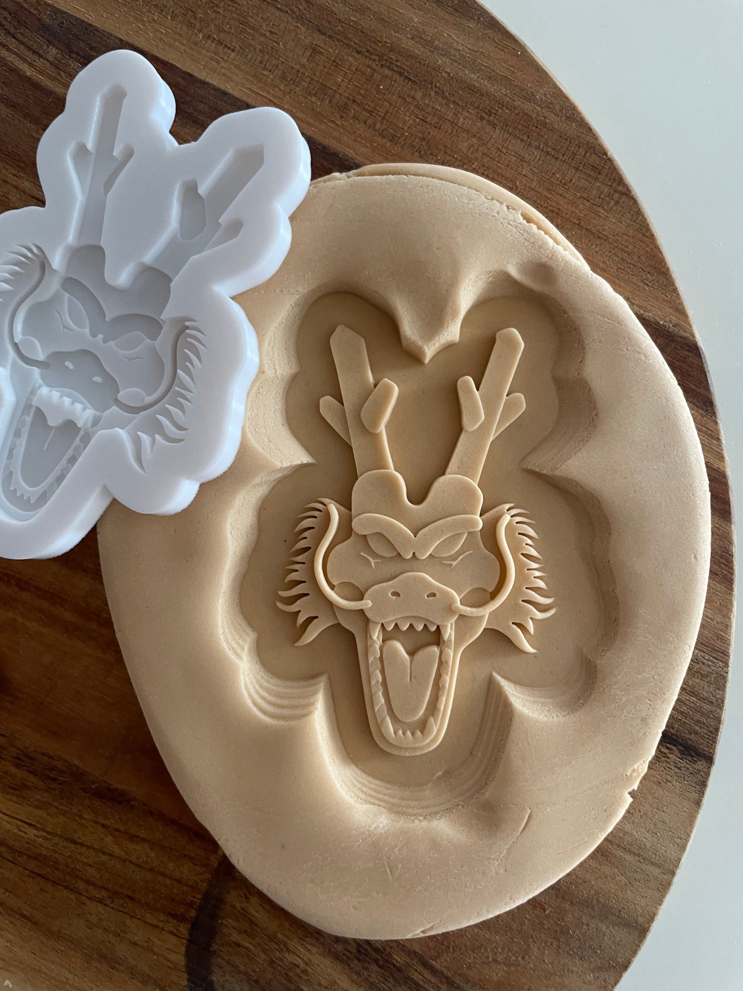 Shenron | Embosser / Debosser And Cutter Set