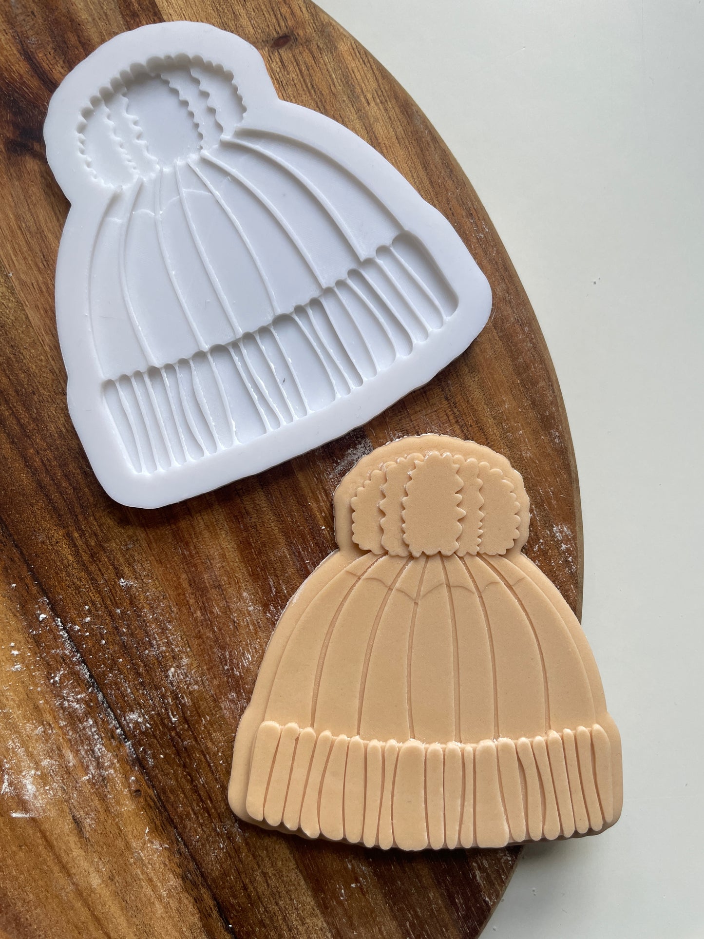 Christmas Winter Snow Hat | Embosser / Debosser And Cutter Set