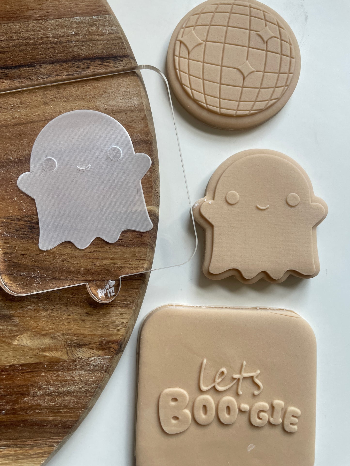 Cute Ghost | Halloween Theme Acrylic Debosser