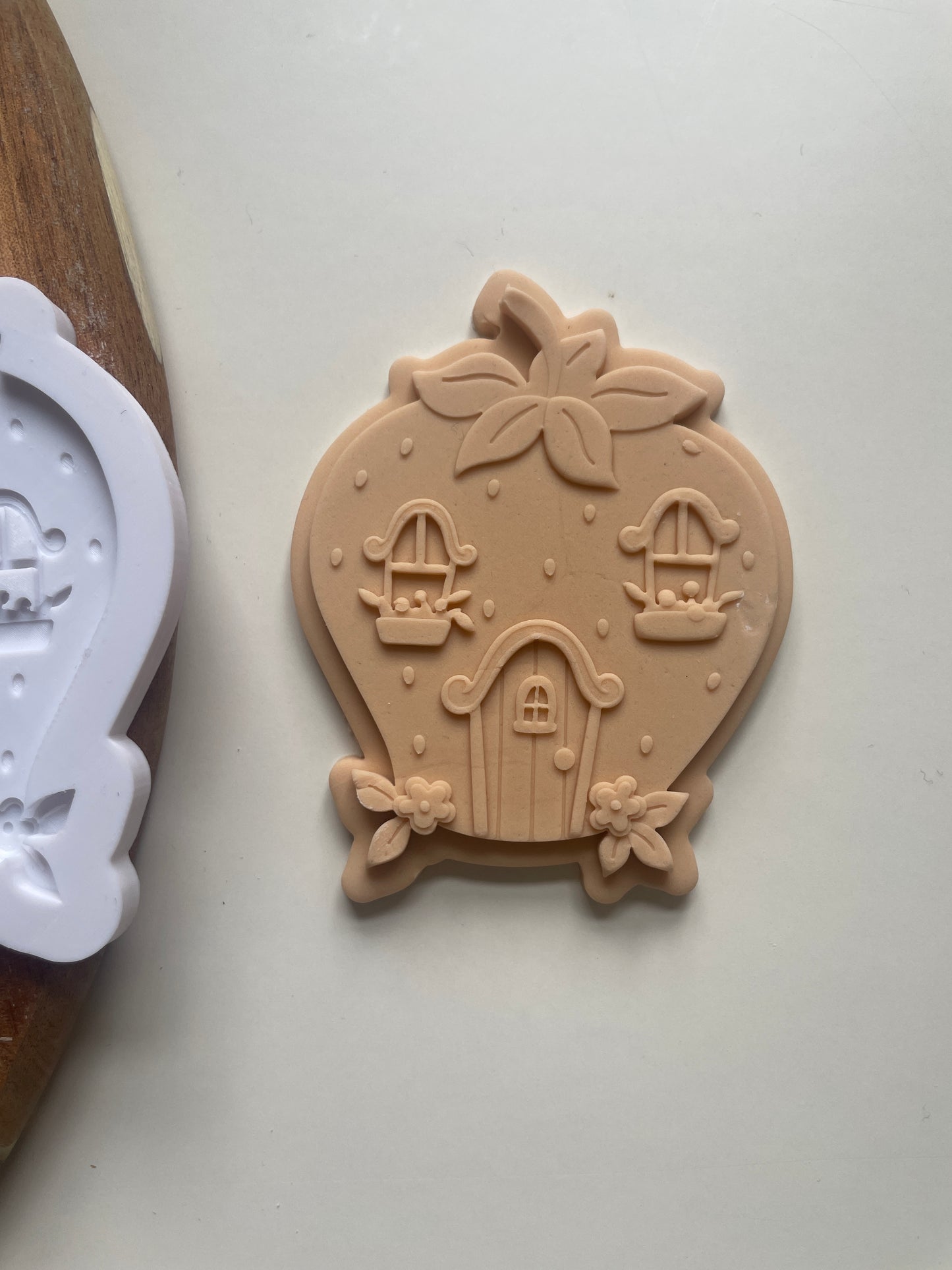 Strawberry house fondant debosser stamp Embosser 