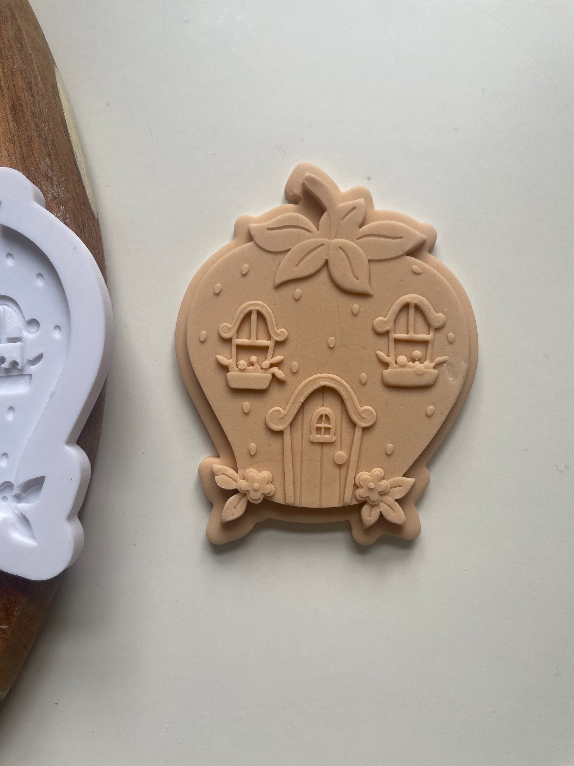 Strawberry house fondant debosser stamp Embosser 