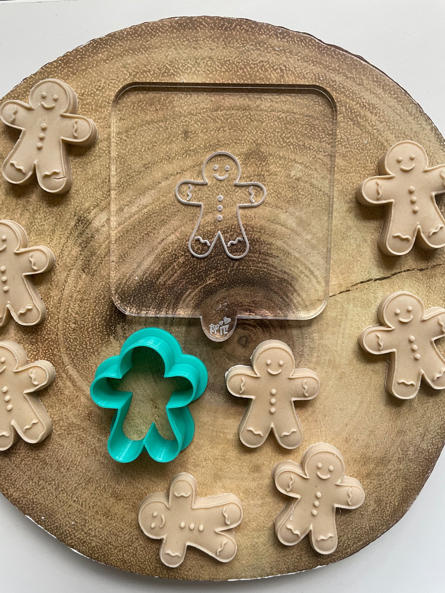 Mini Gingerbread Man | Debosser / Embosser And Cutter Set