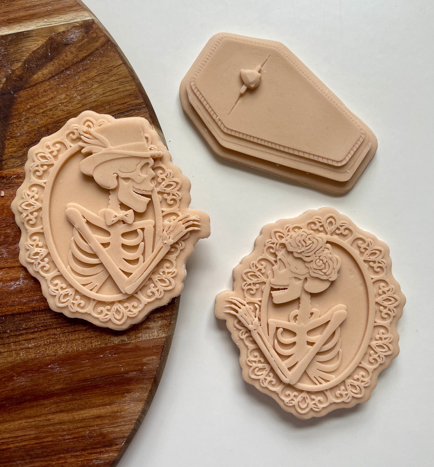Skeleton Bride And Groom. RIP To The Miss. | Embosser / Debosser And Cutter Set.