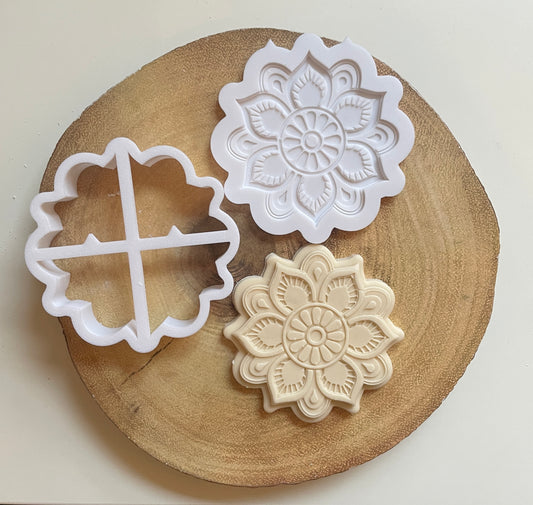 Mandala Flower. Embosser / Debosser And Cutter Set