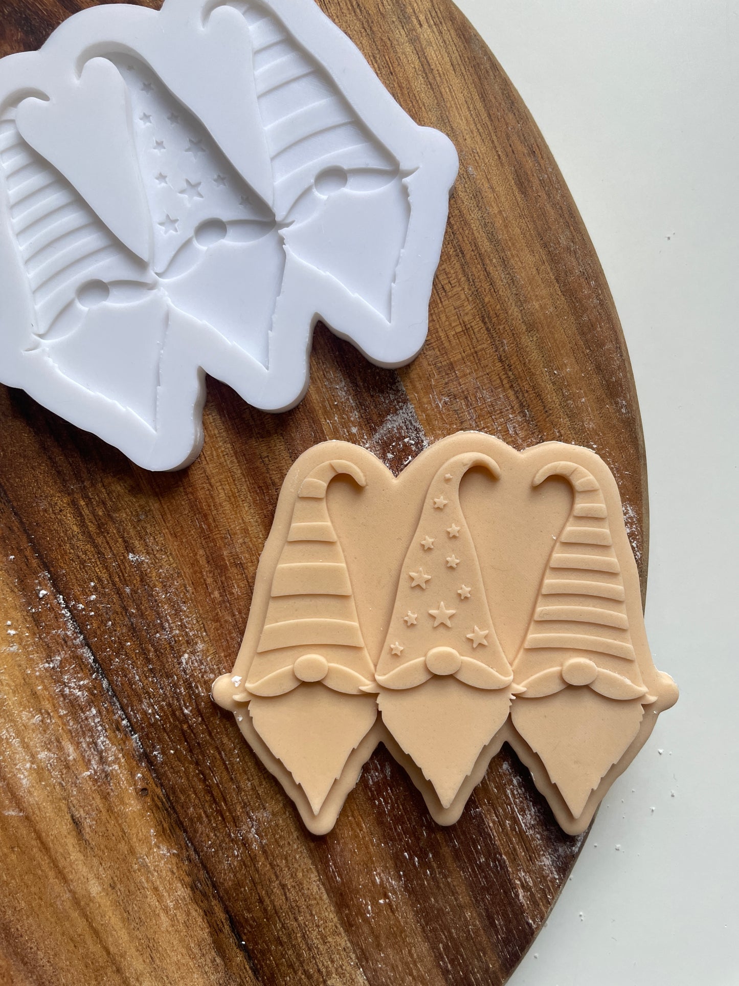 Christmas Gonk Gnome | Embosser / Debosser And Cutter Set