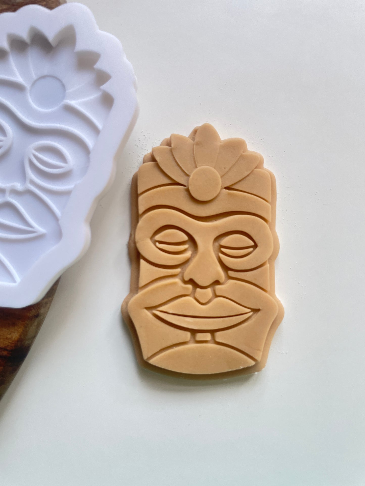 Tiki Mask  | Embosser / Debosser And Cutter Set
