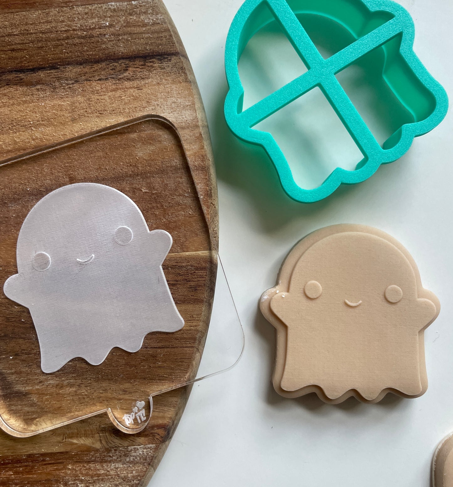 Cute Ghost | Halloween Theme Acrylic Debosser
