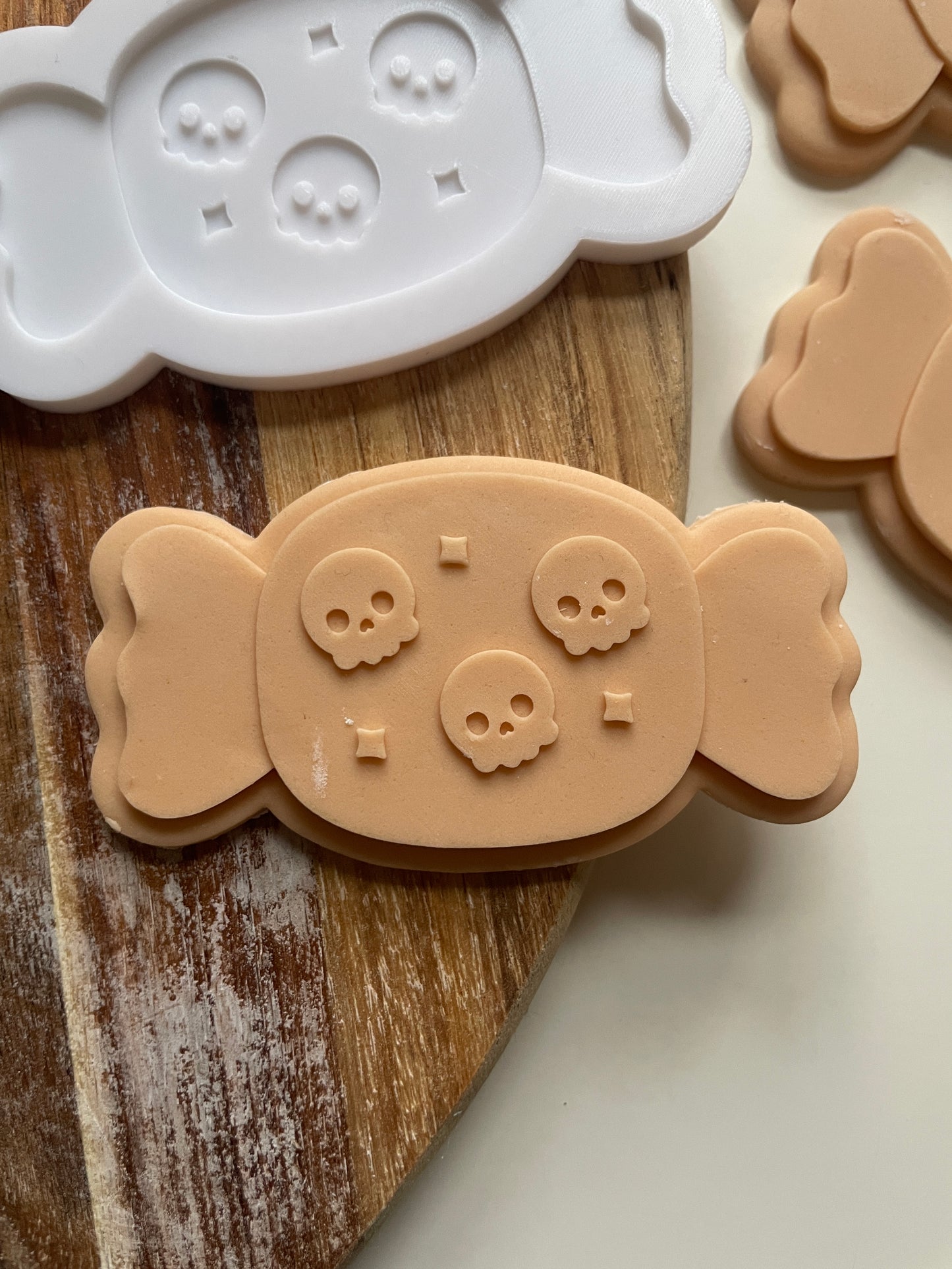 Trick Or Treat | Embosser / Debosser And Cutter Set