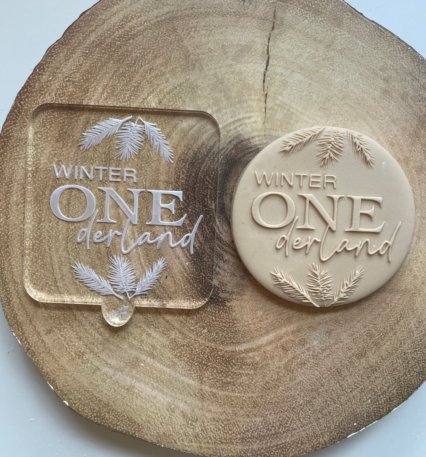 Winter Onderland | Acrylic Debosser / Embosser