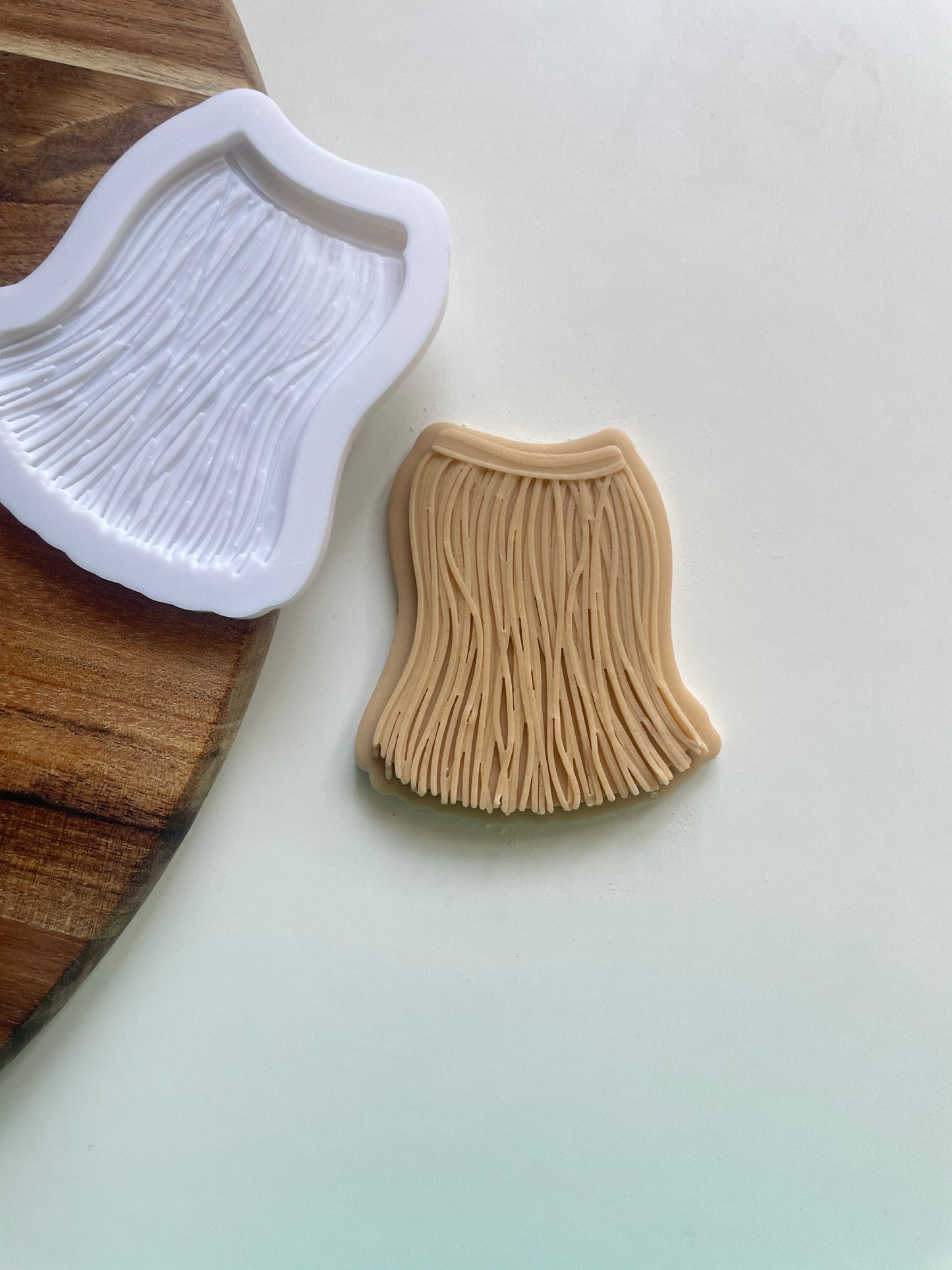 Hawaiian Grass Skirt | Embosser / Debosser And Cutter Set