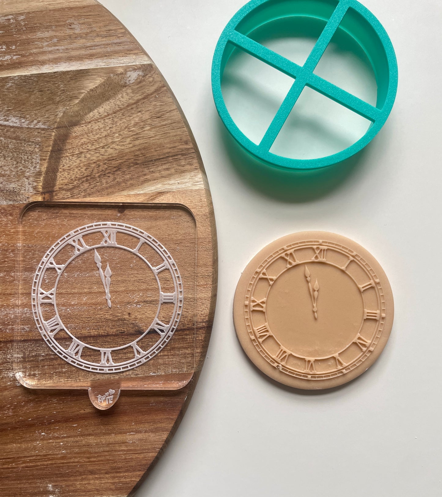 Almost Midnight Princess Clock | Embosser / Debosser And Cutter