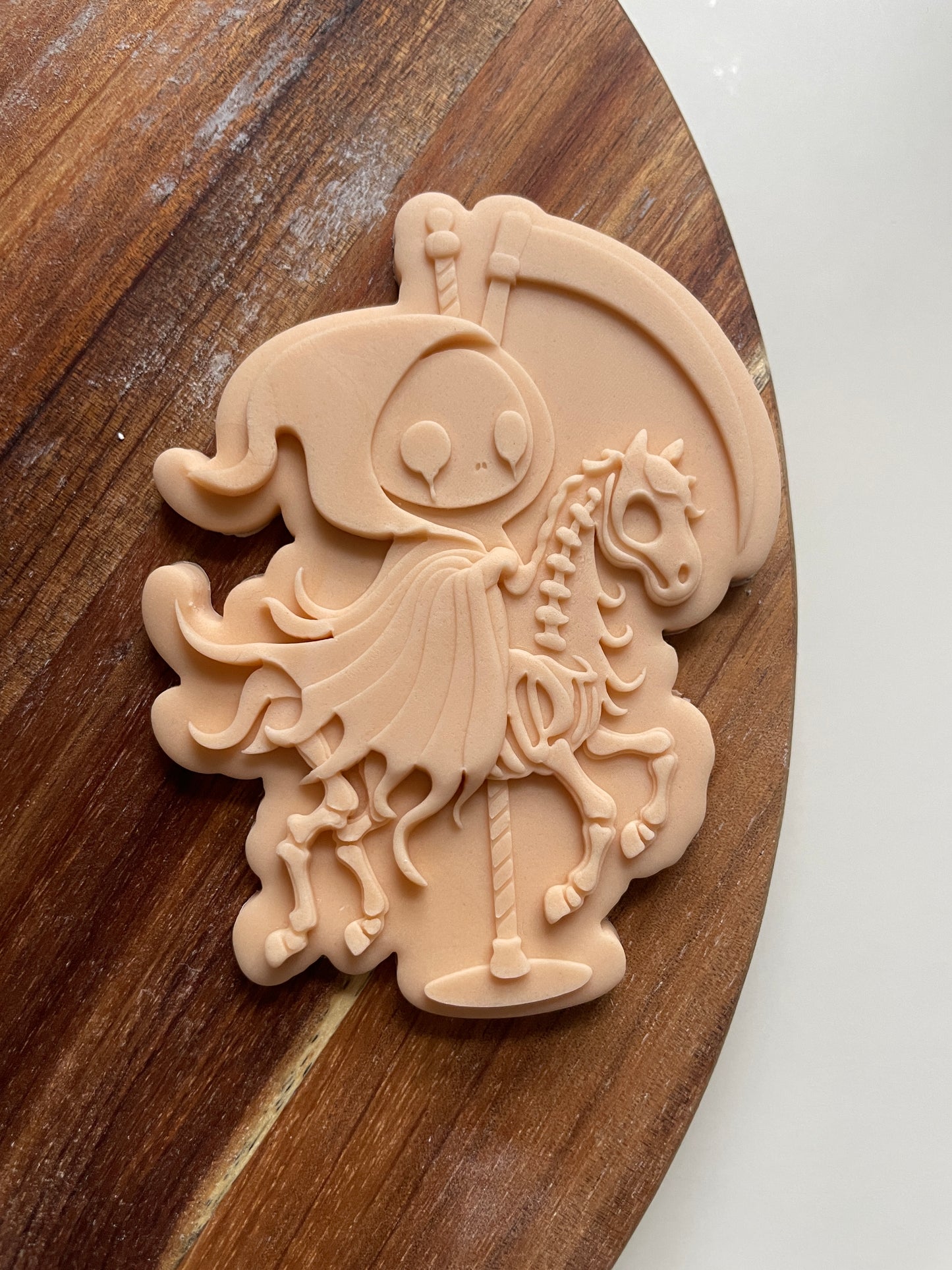 Reaper Skeleton Carousel | Embosser / Debosser And Cutter Set