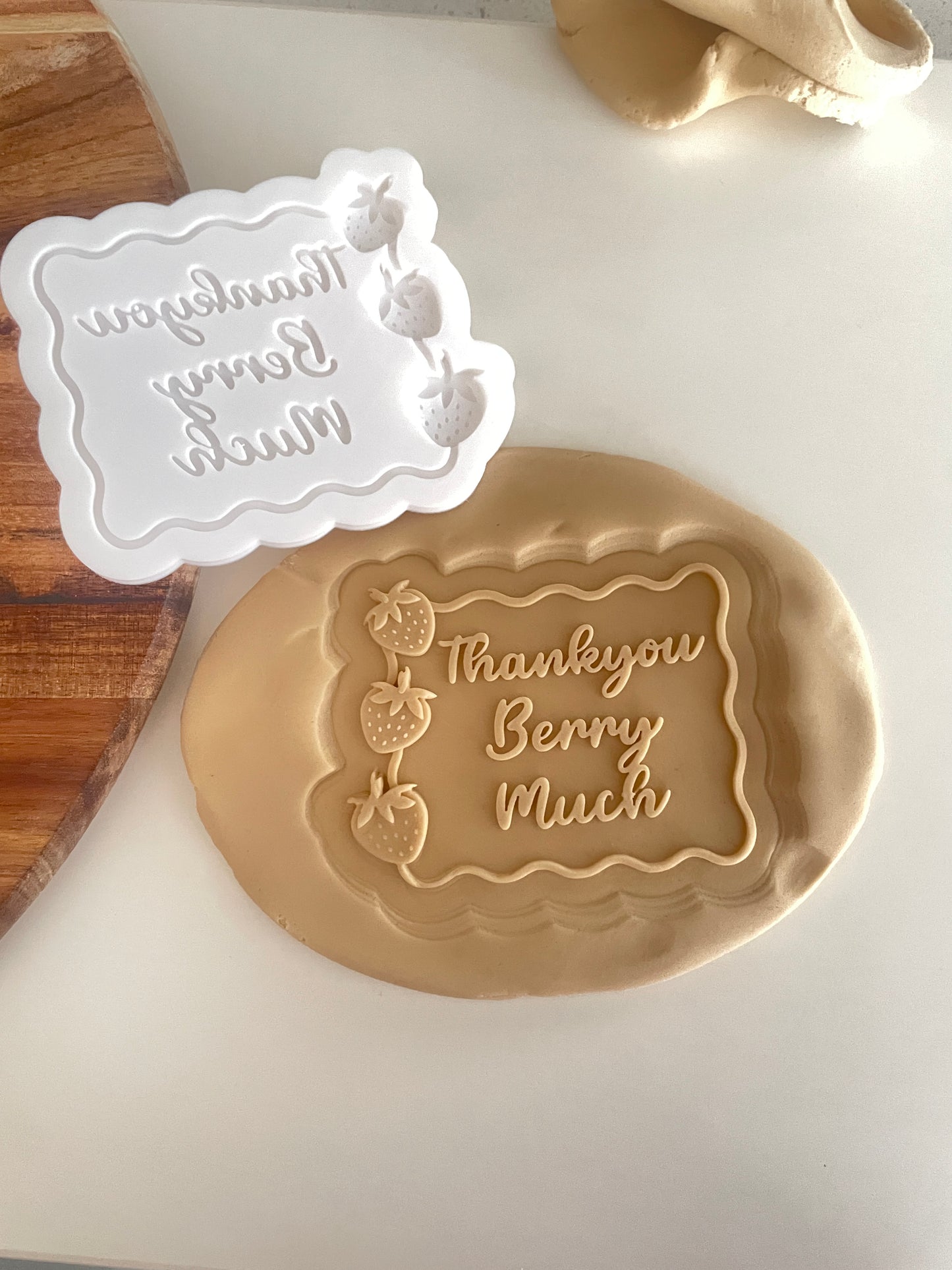 Thank you Berry Much ( Strawberry ) | Embosser / Debosser And Cutter Set