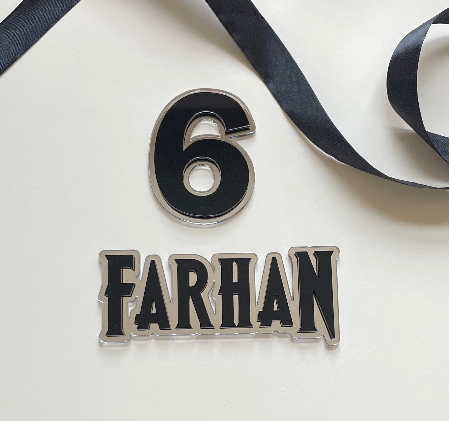 Black panther theme cake charm set 