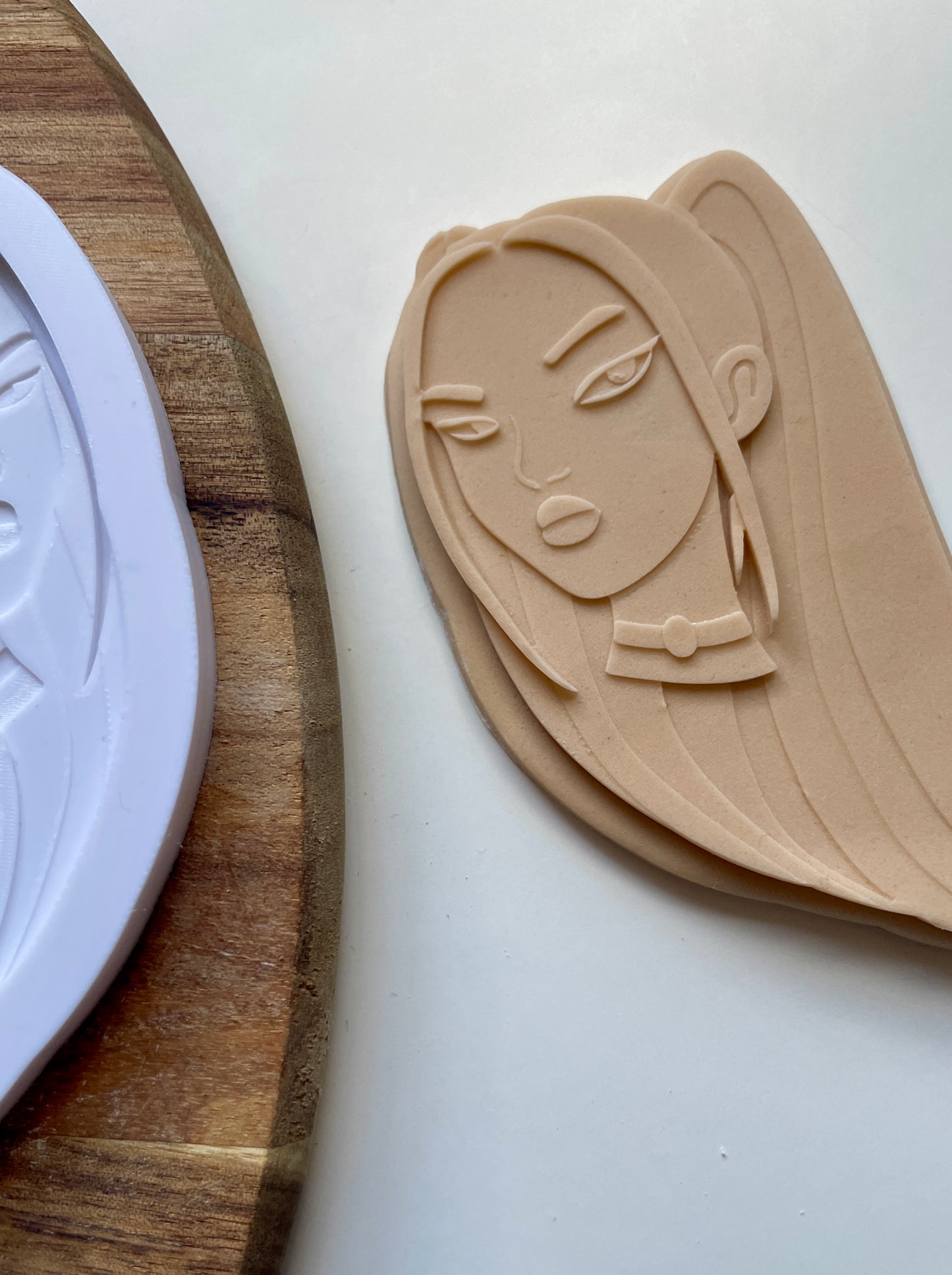 Mira| Embosser / Debosser And Cutter Set