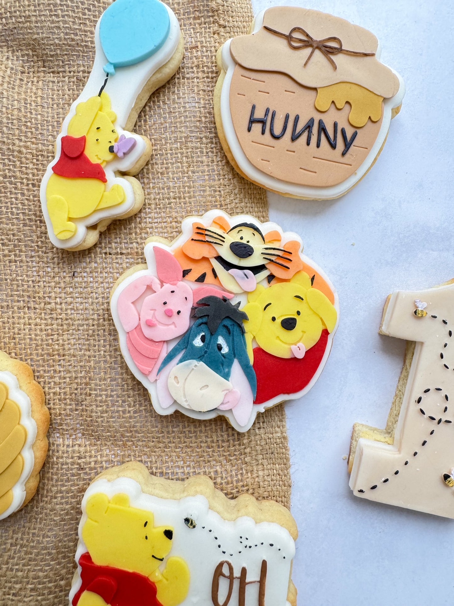 Pooh Bear Holding Balloon | Debosser / Embosser And Cutter Set
