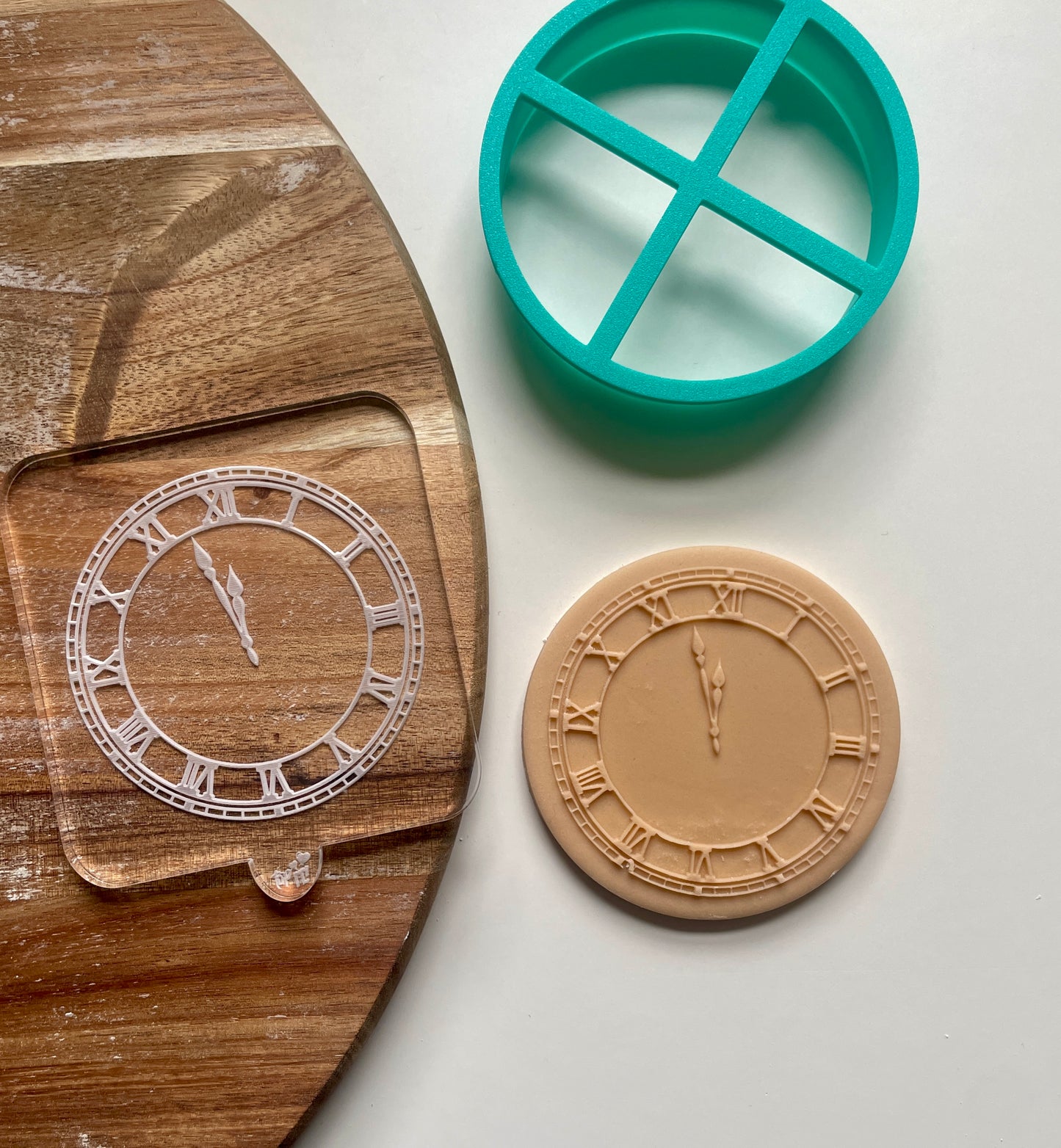 Acrylic clock Embosser debosser for fondant icing toppers 
